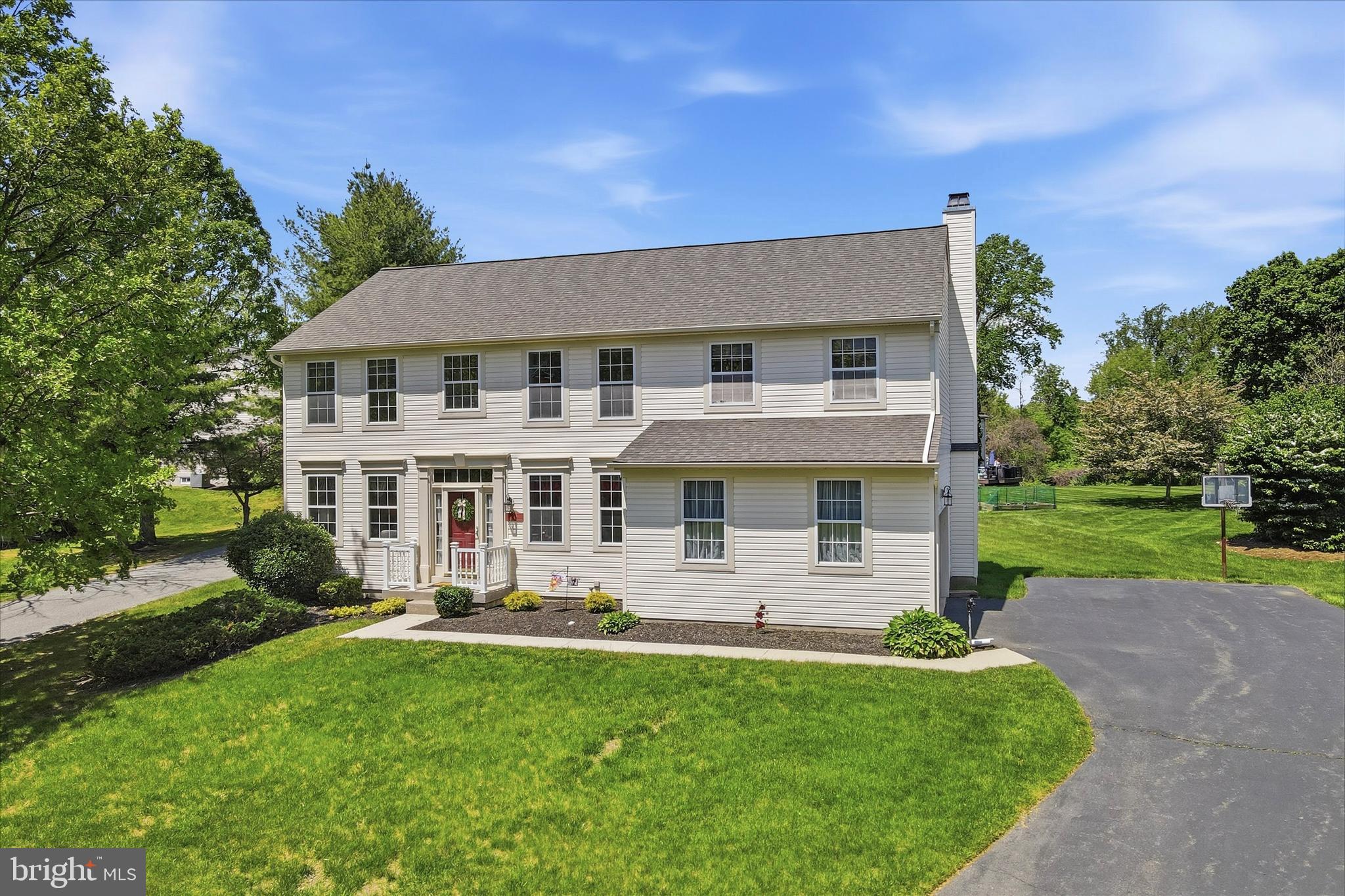 OLD MILL POINTE - Residential