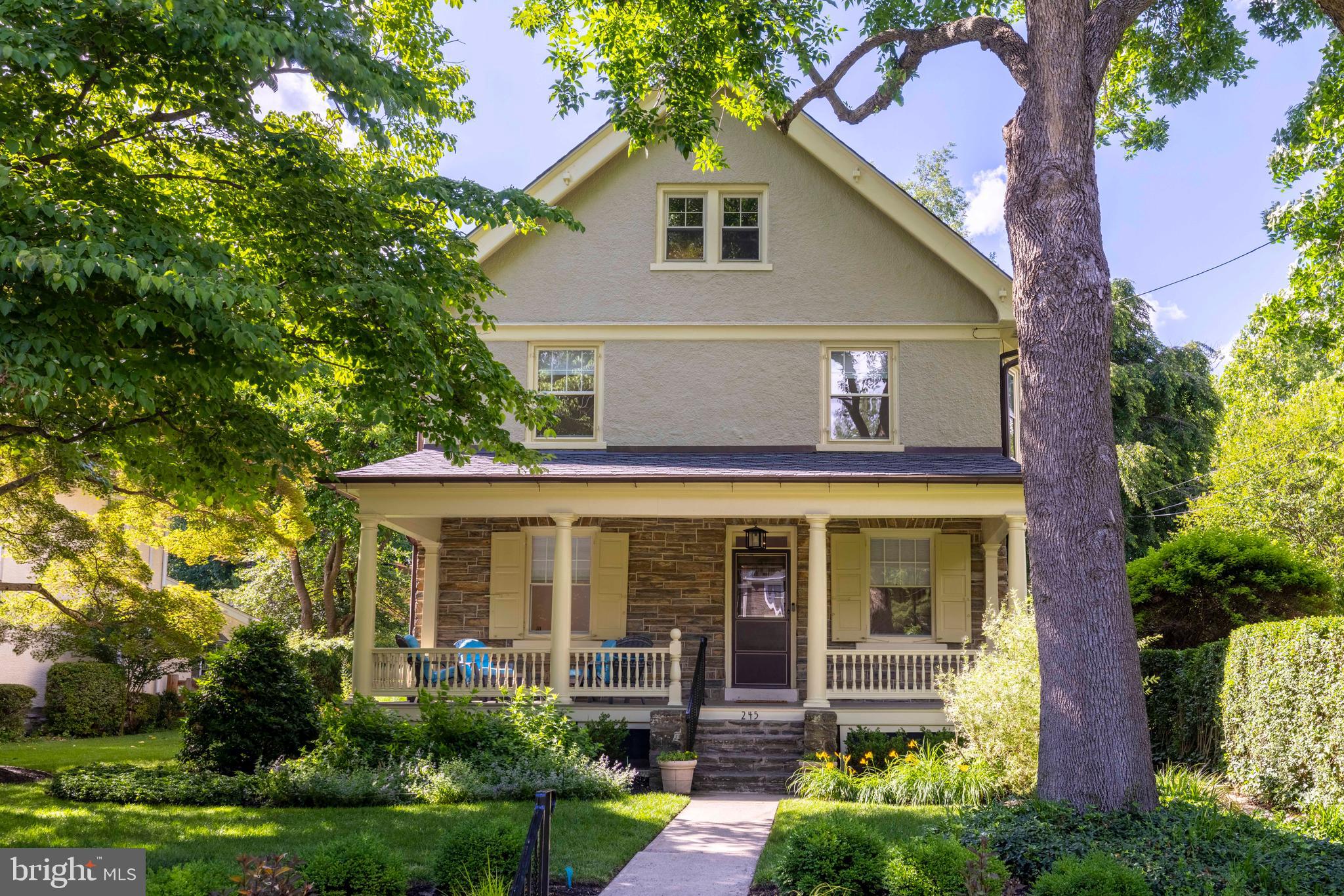 JENKINTOWN - Residential