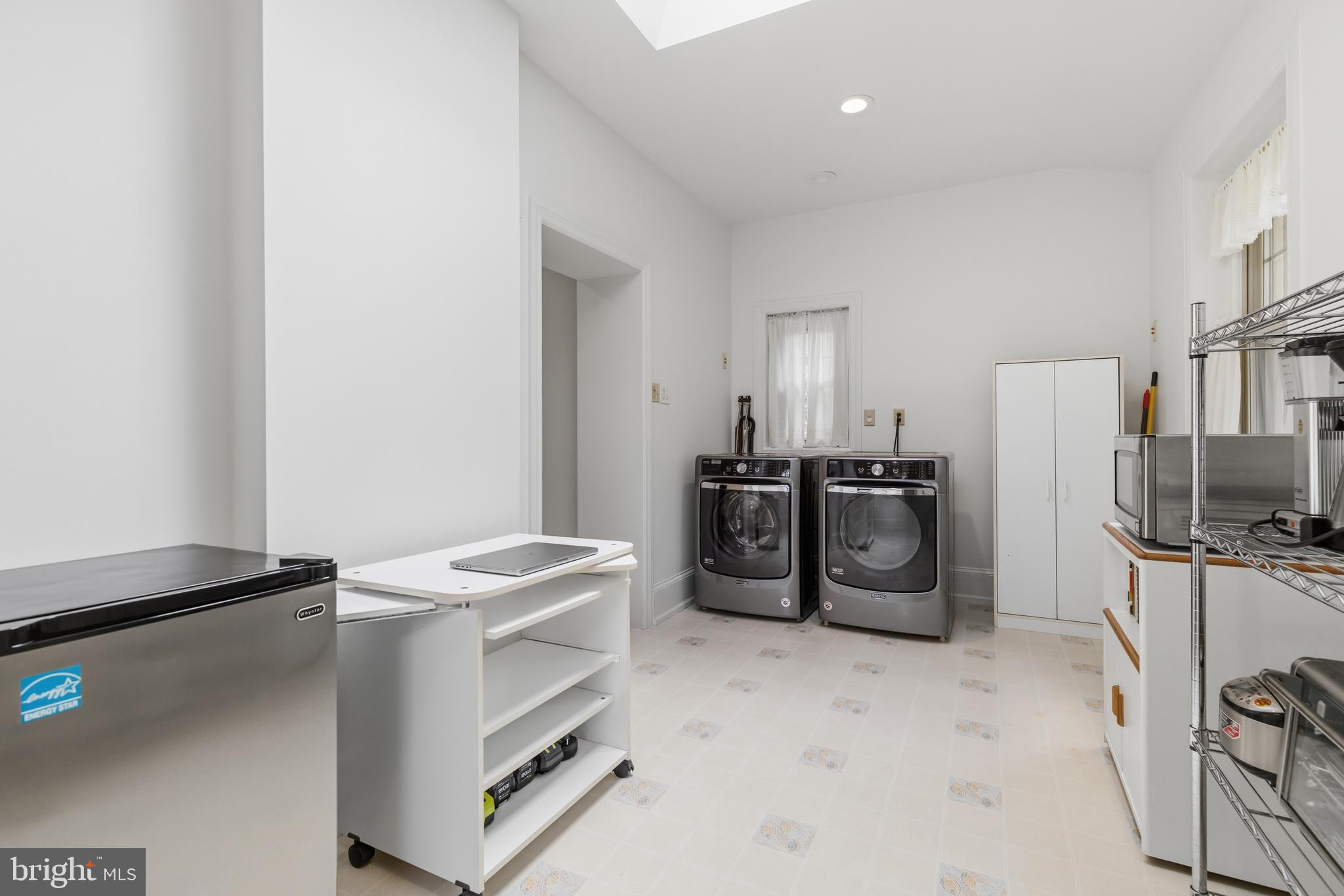 JENKINTOWN - Residential