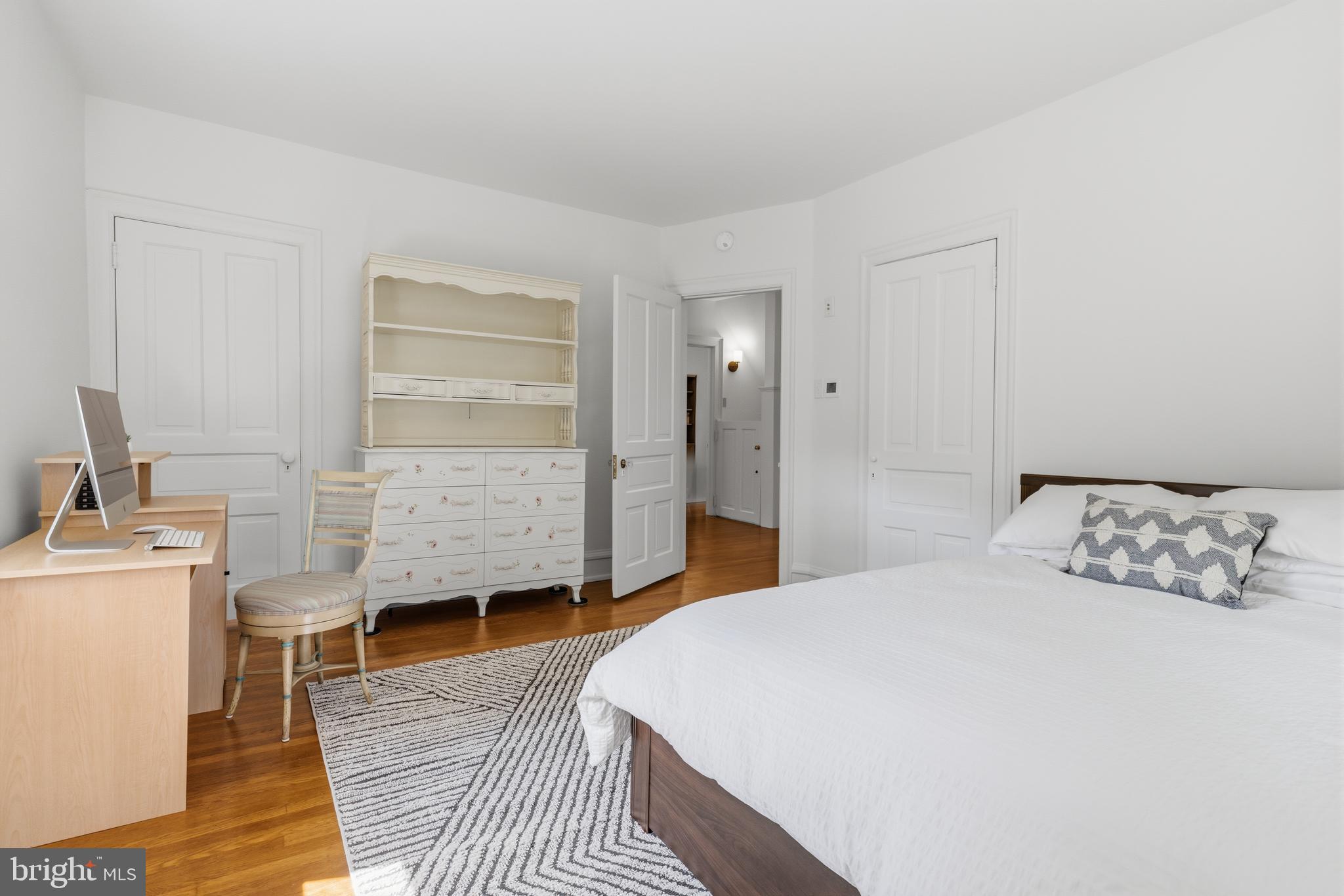 JENKINTOWN - Residential
