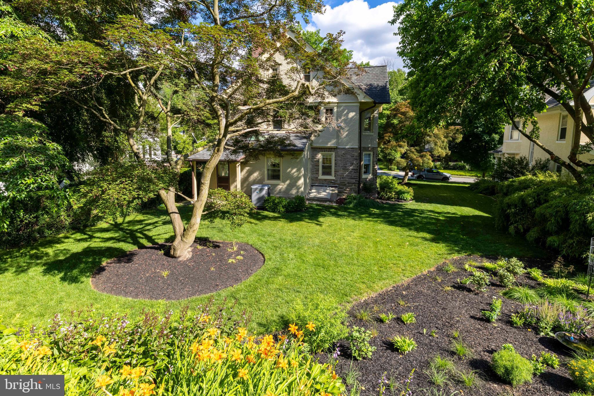 JENKINTOWN - Residential