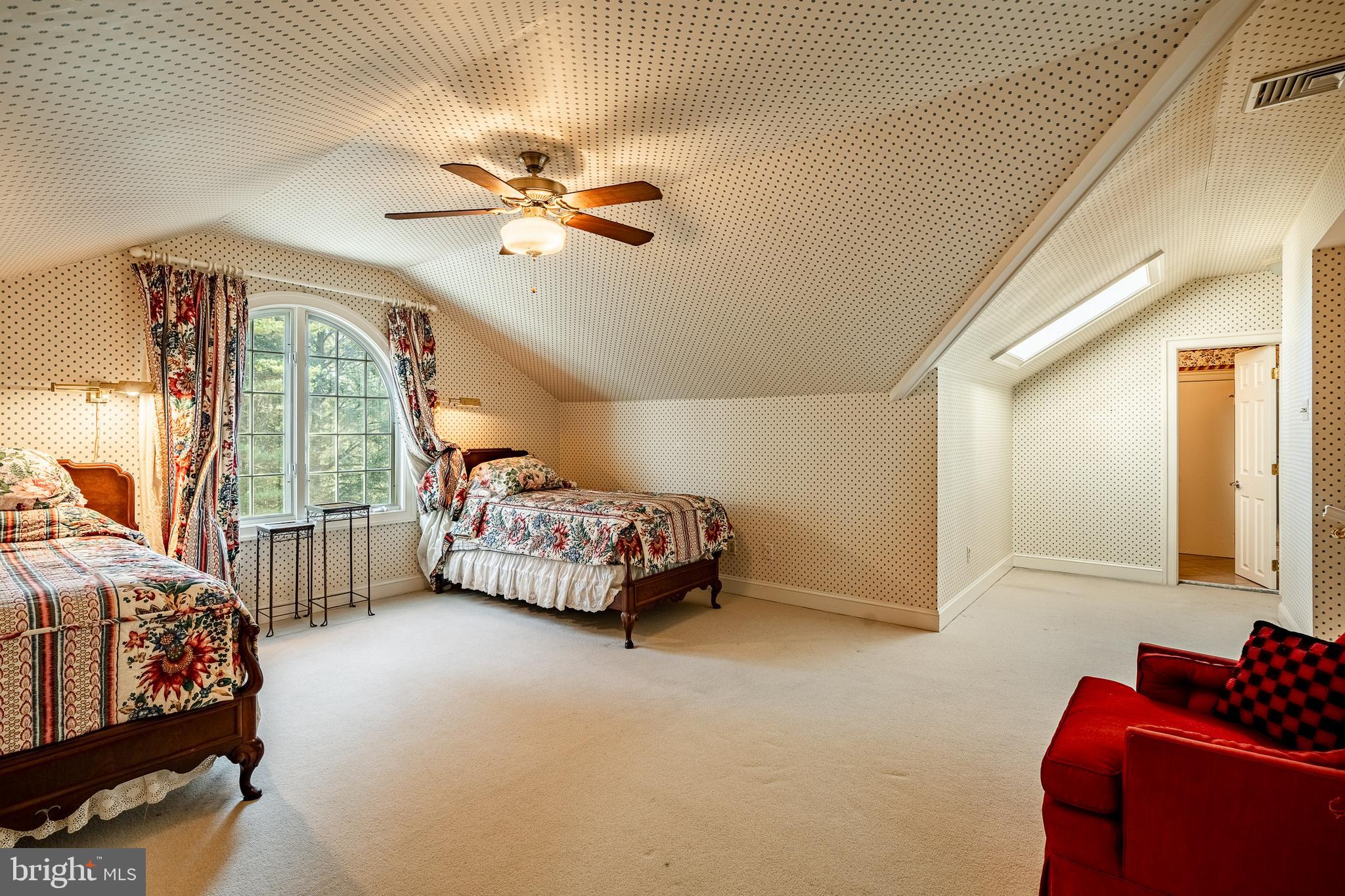 FAIRVILLE - Residential