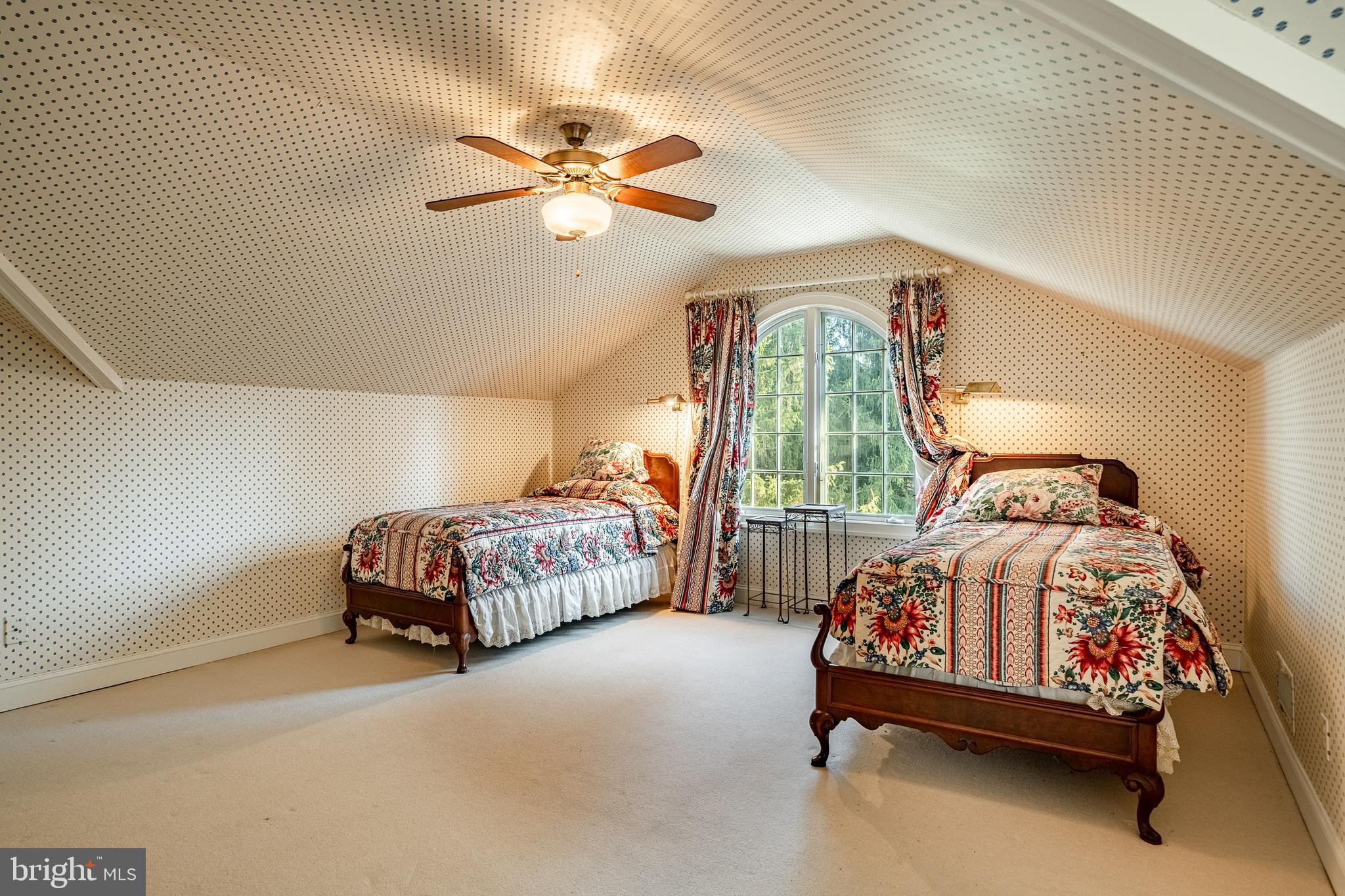 FAIRVILLE - Residential