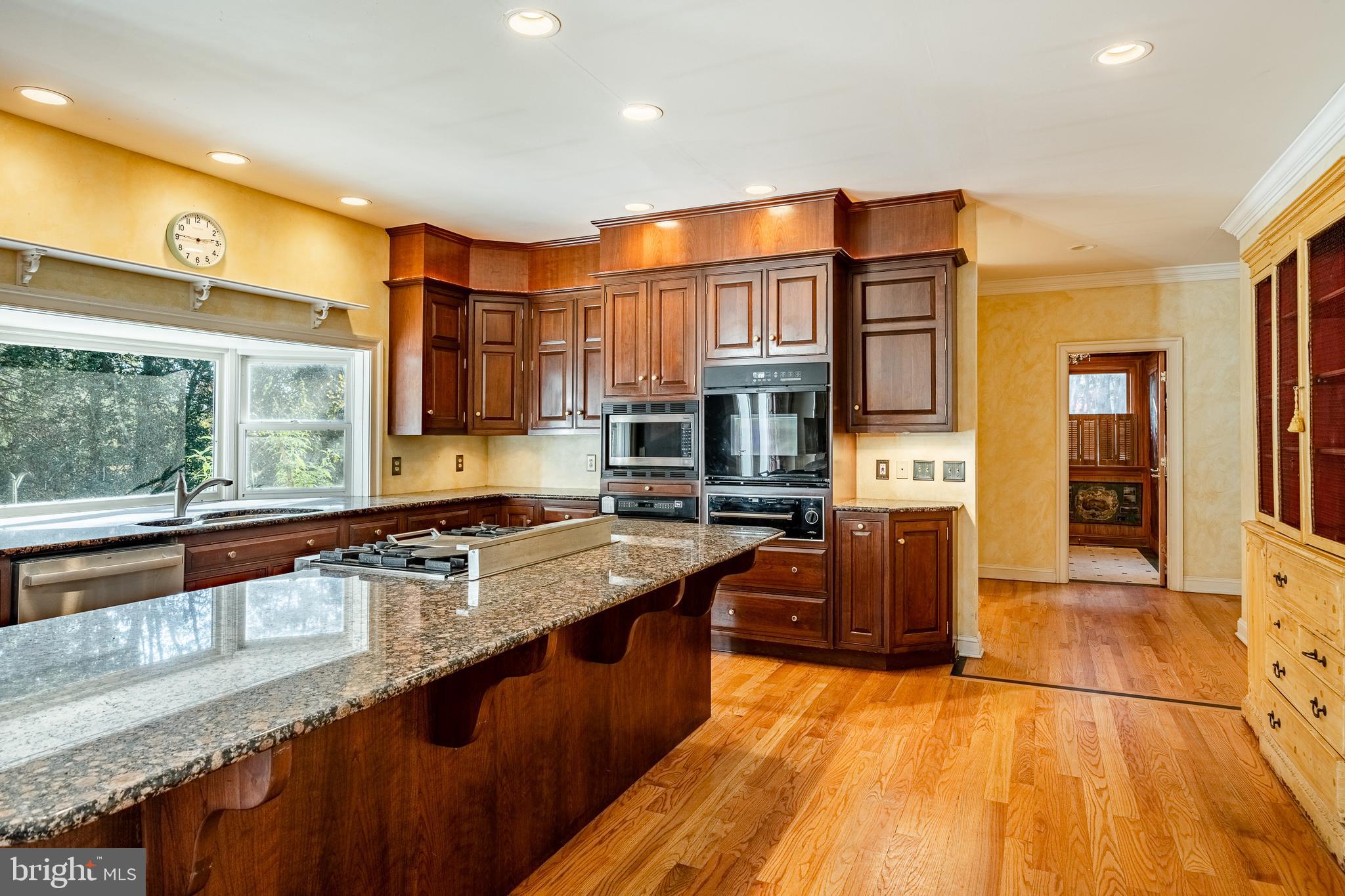 FAIRVILLE - Residential