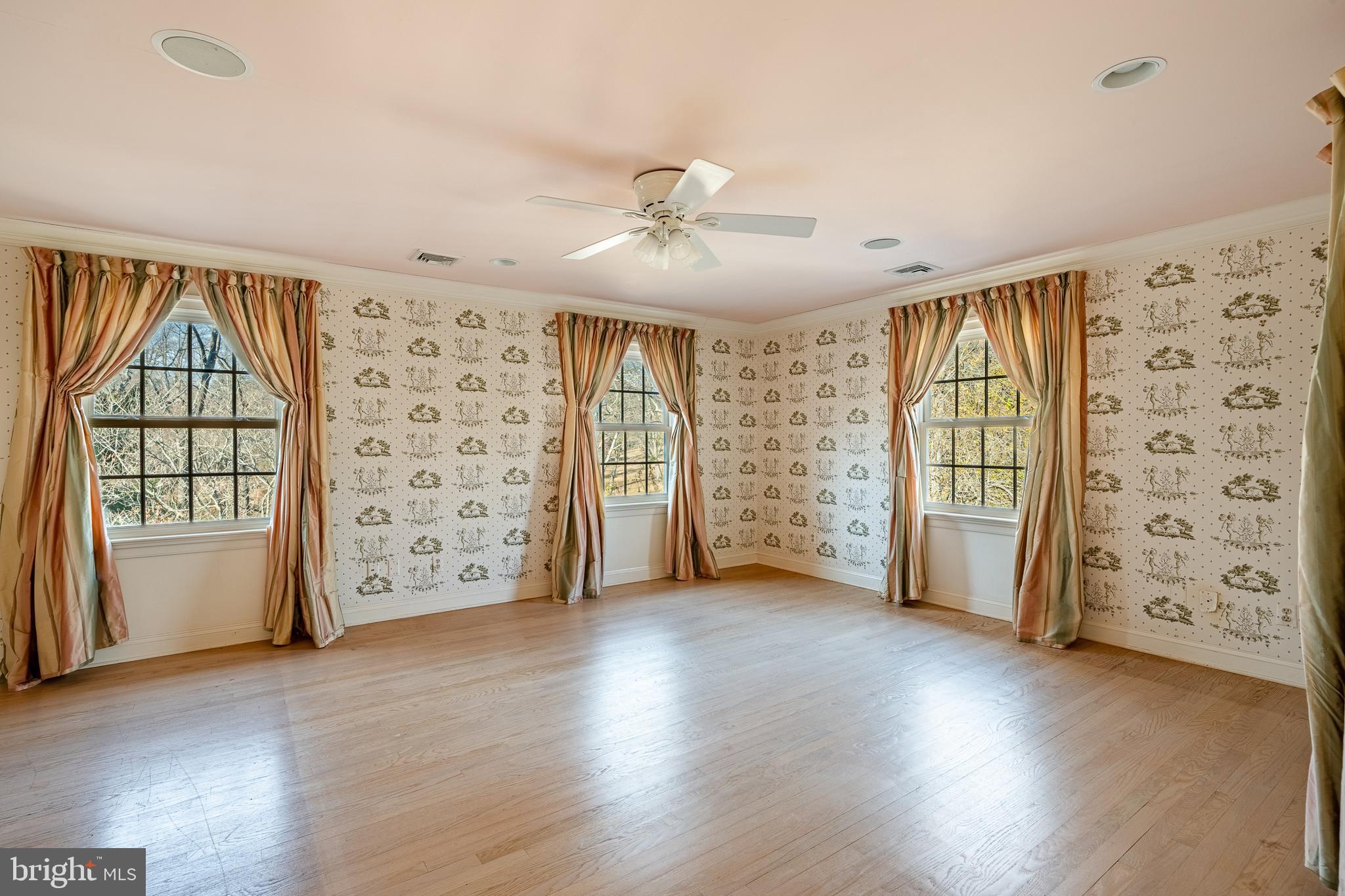 FAIRVILLE - Residential