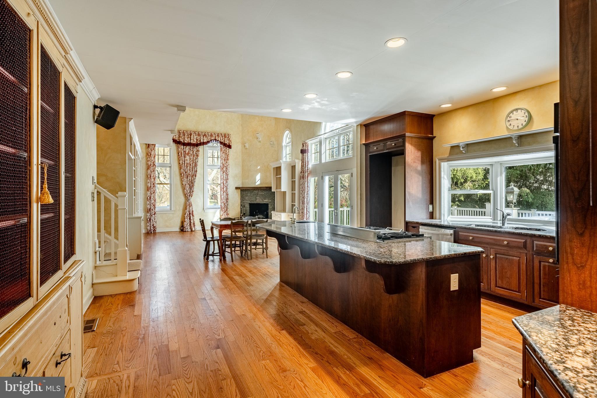 FAIRVILLE - Residential