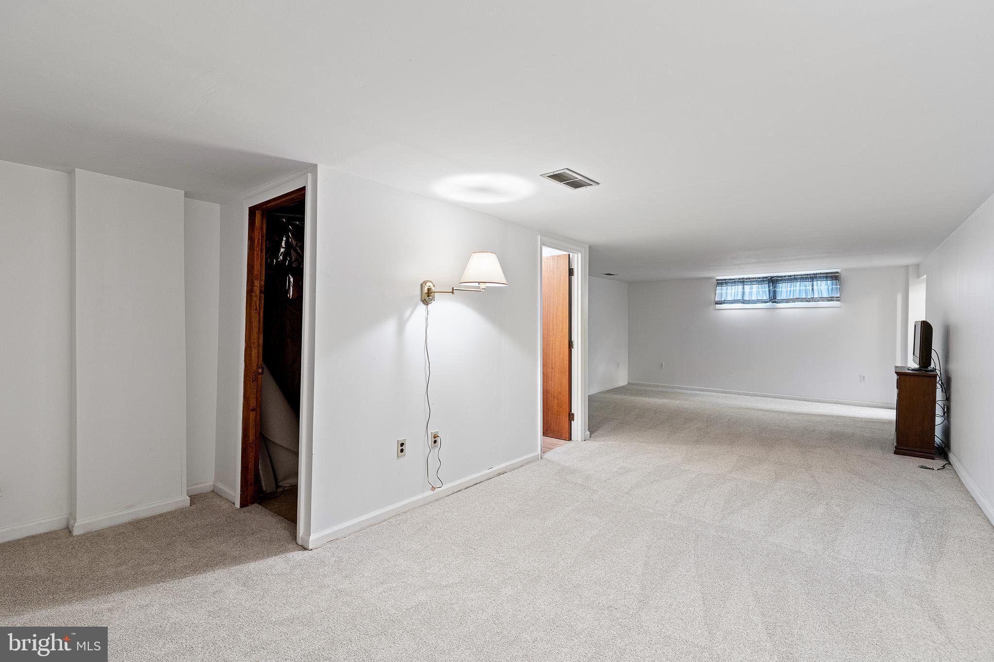 WILM MANOR - Residential