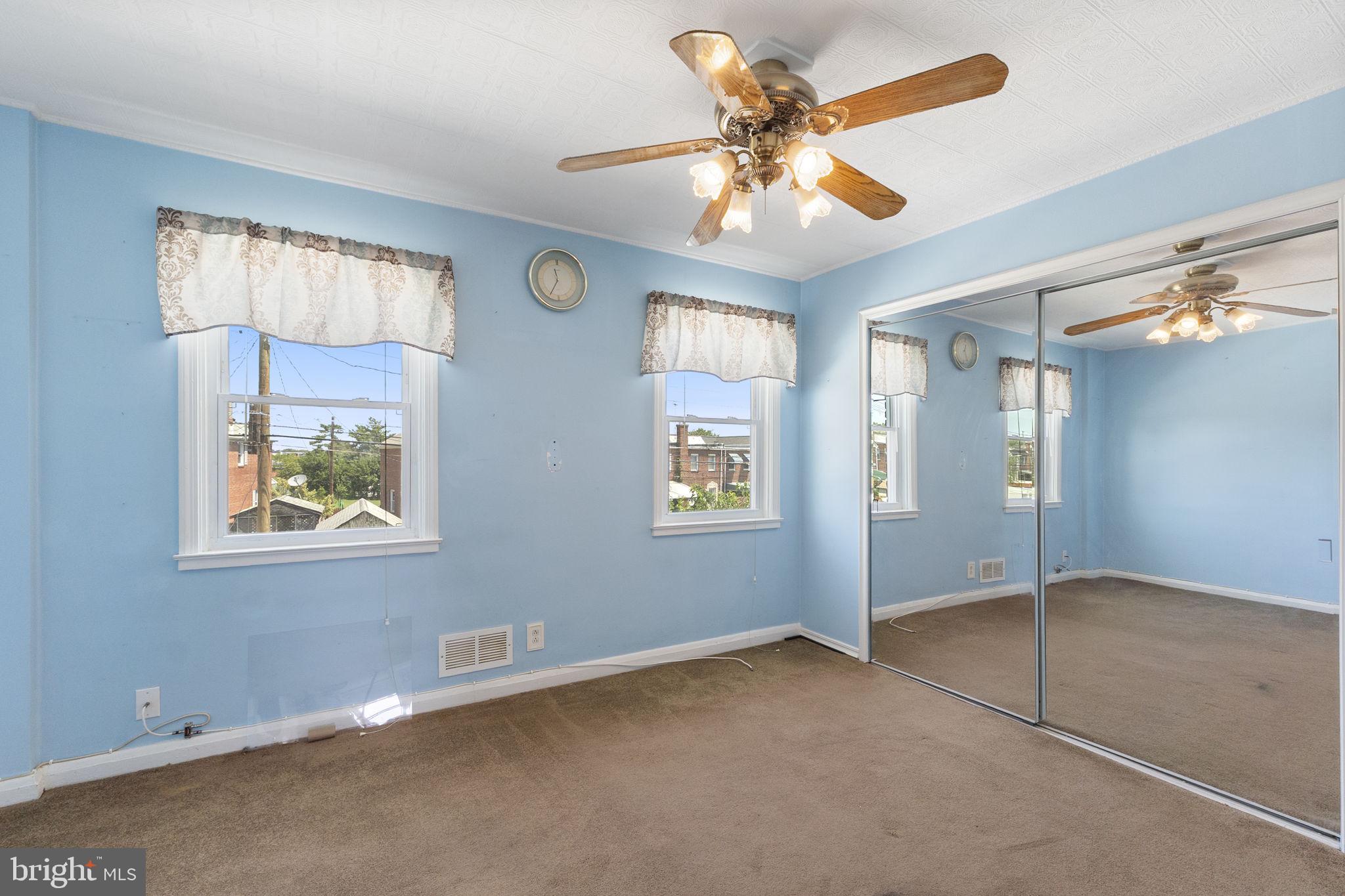 MERRITT HOMES - Residential