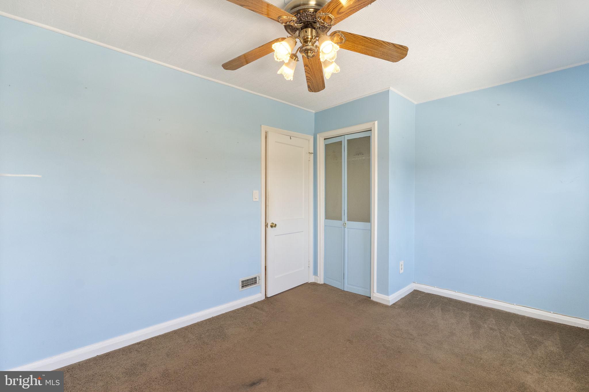 MERRITT HOMES - Residential