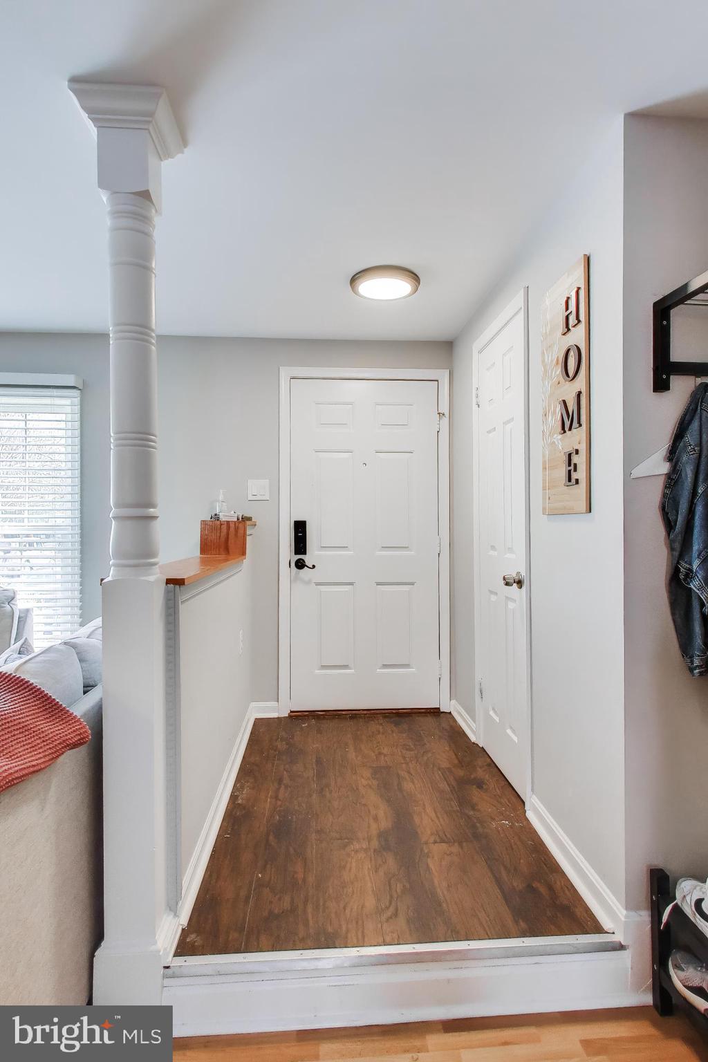 LAUREL LAKES - Residential