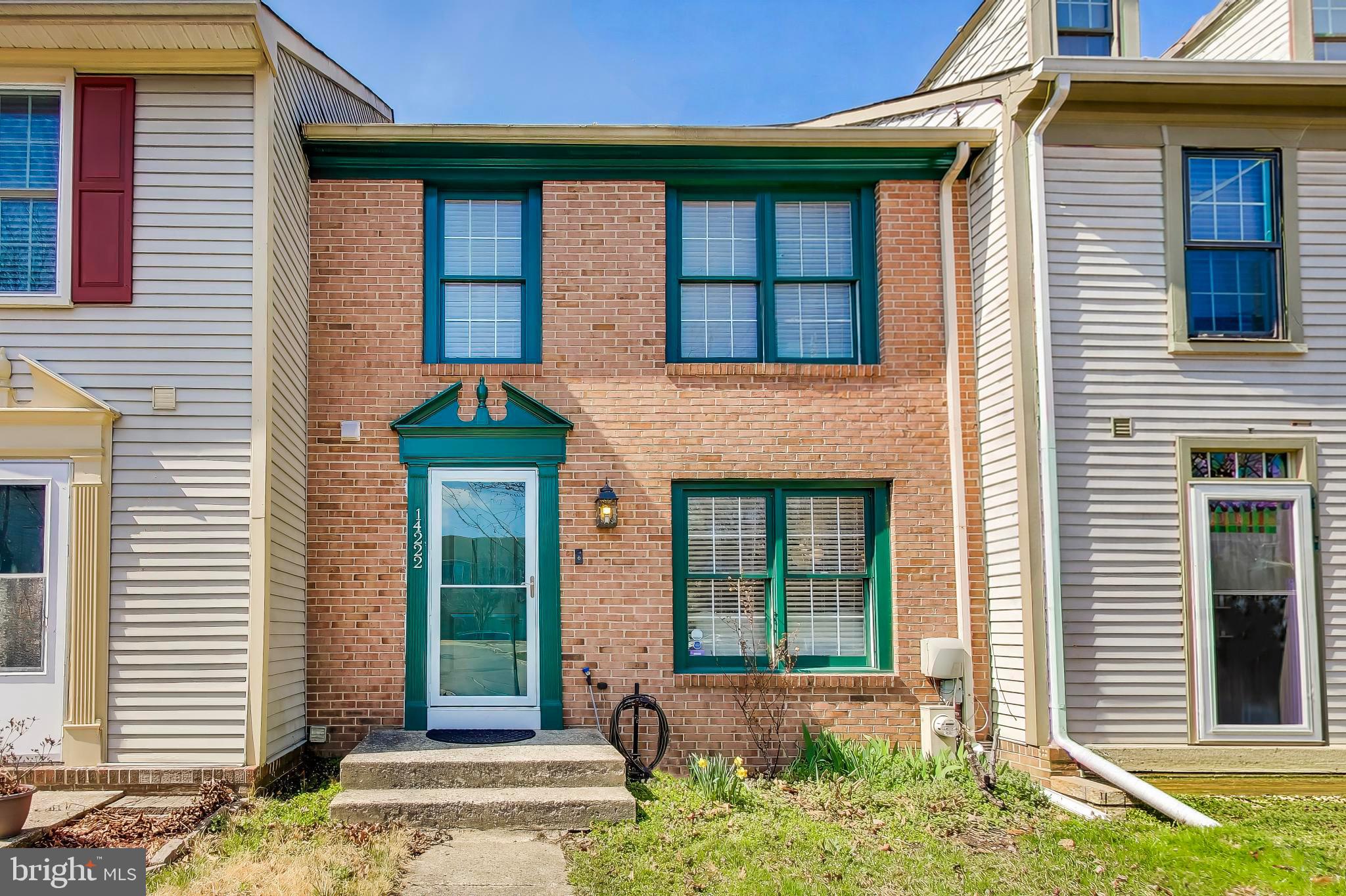 LAUREL LAKES - Residential