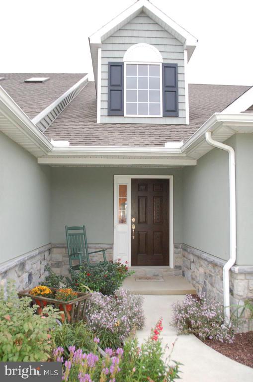 SUMMIT POINTE - Residential