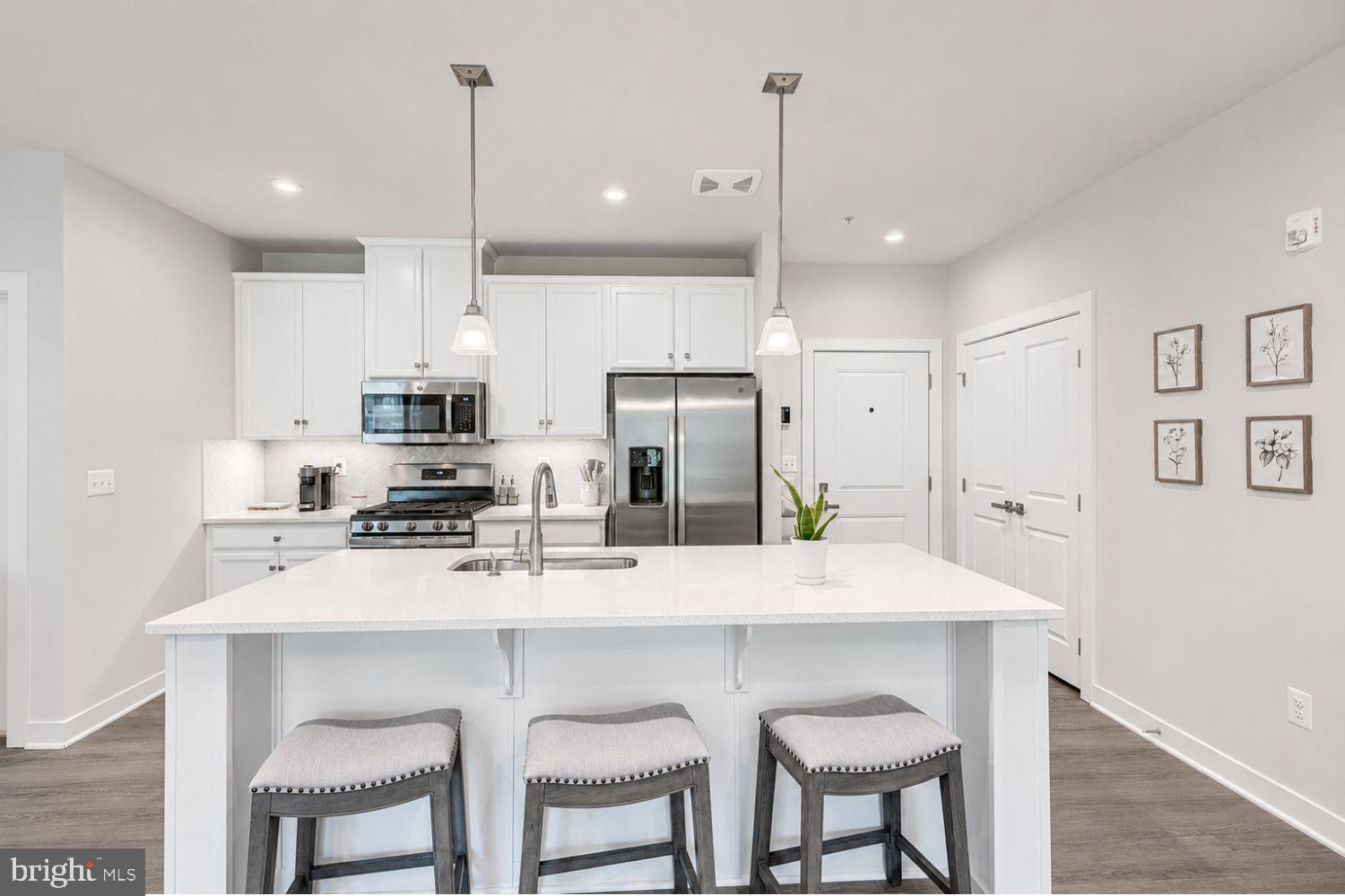 TURF VALLEY - Residential