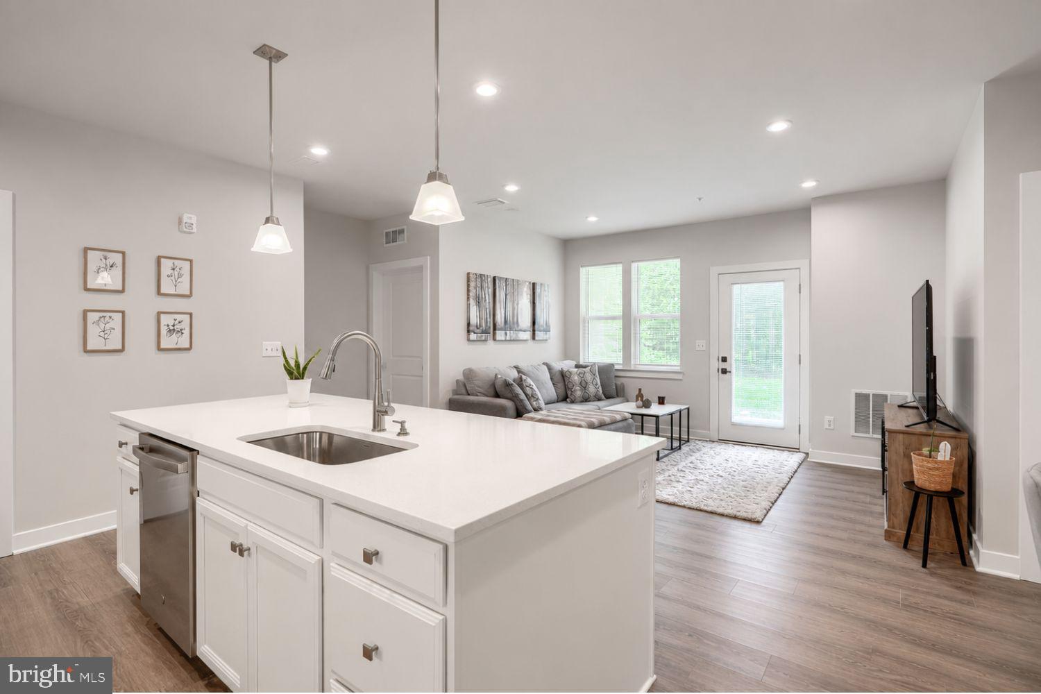 TURF VALLEY - Residential