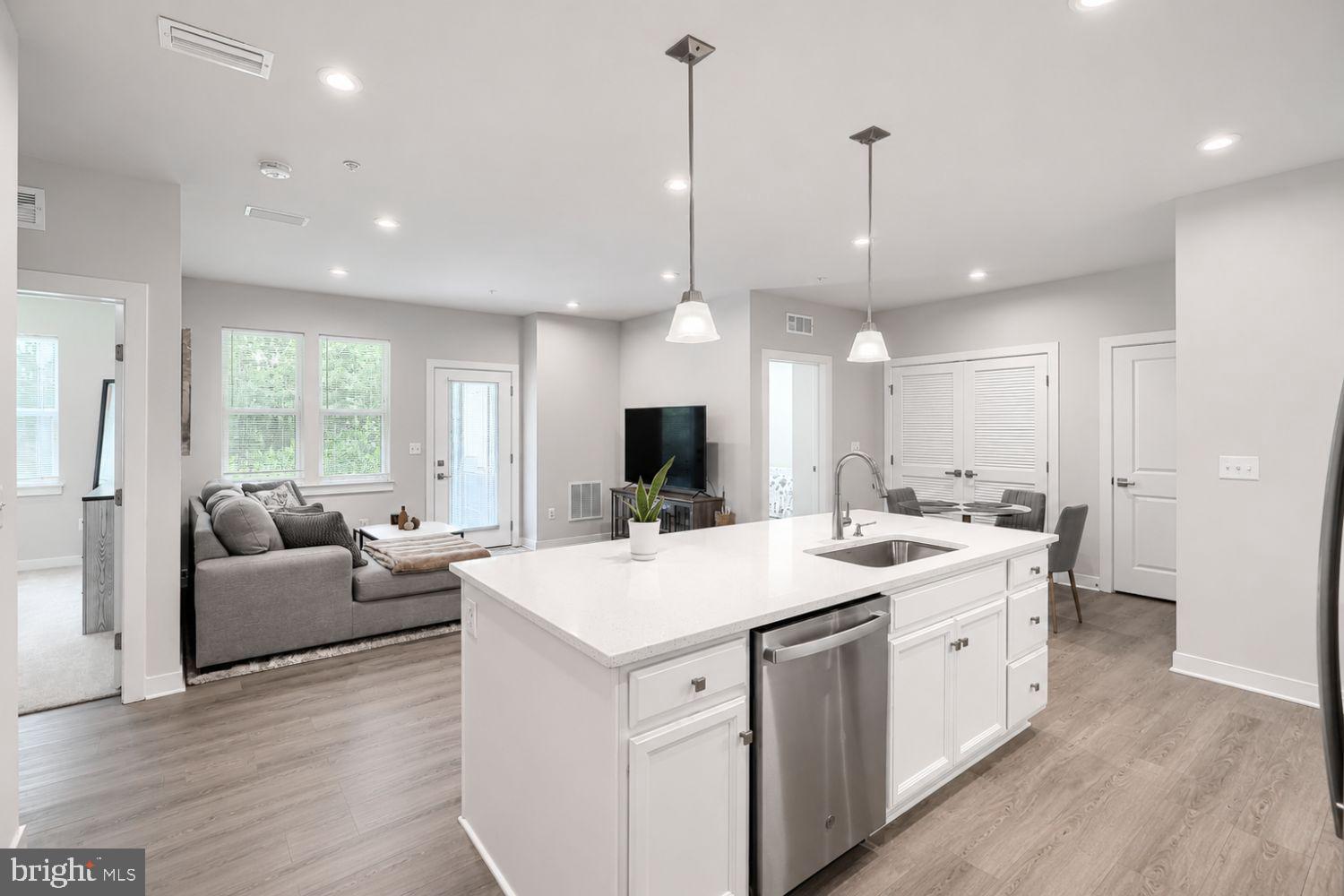 TURF VALLEY - Residential