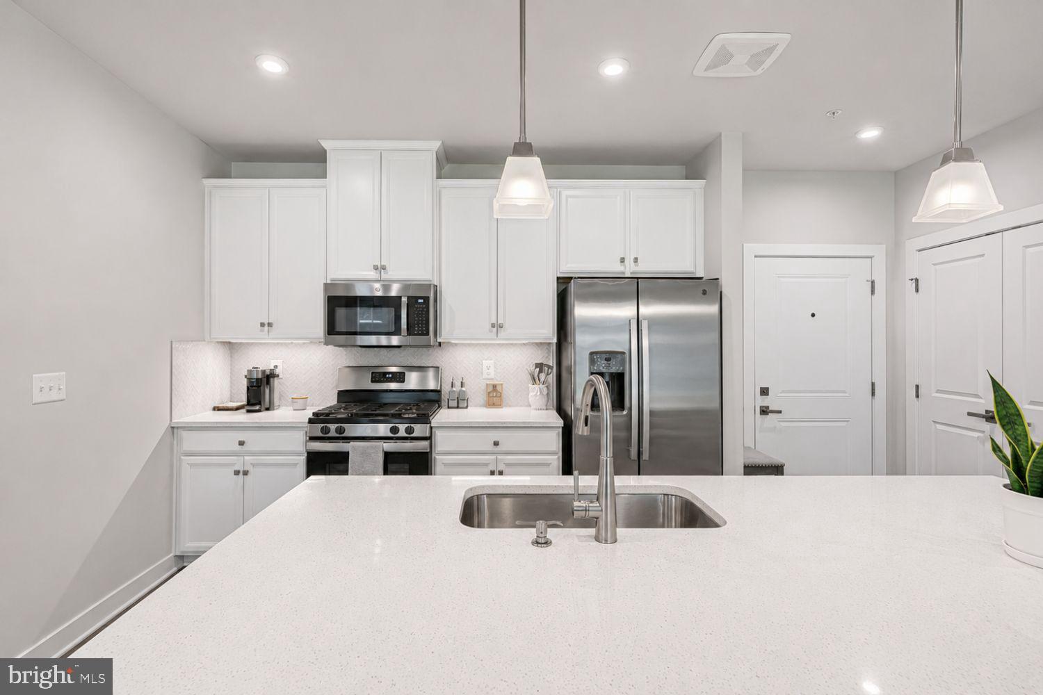 TURF VALLEY - Residential
