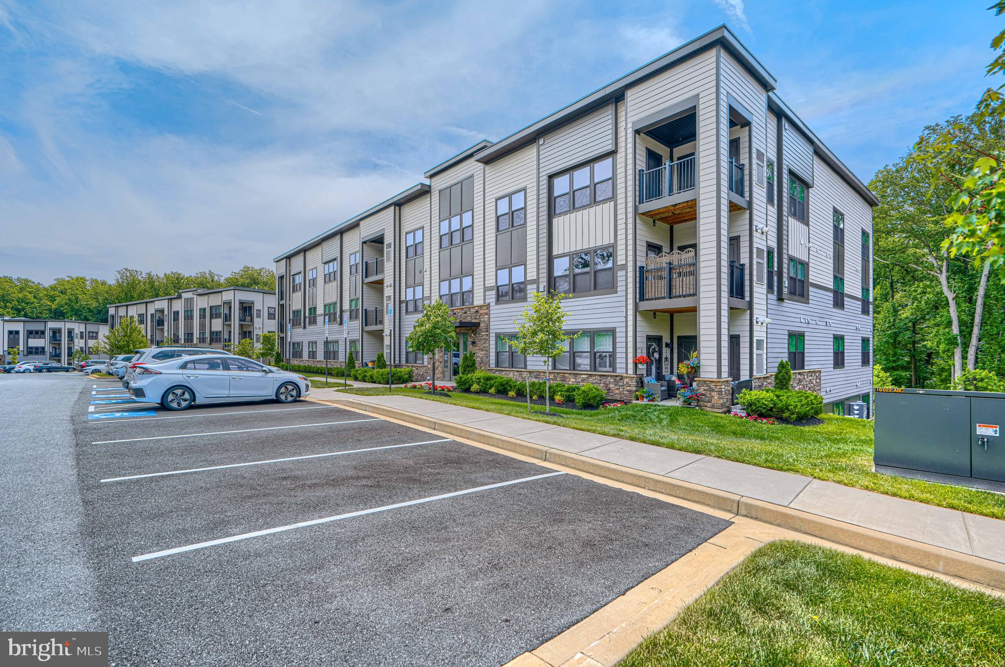 TURF VALLEY - Residential