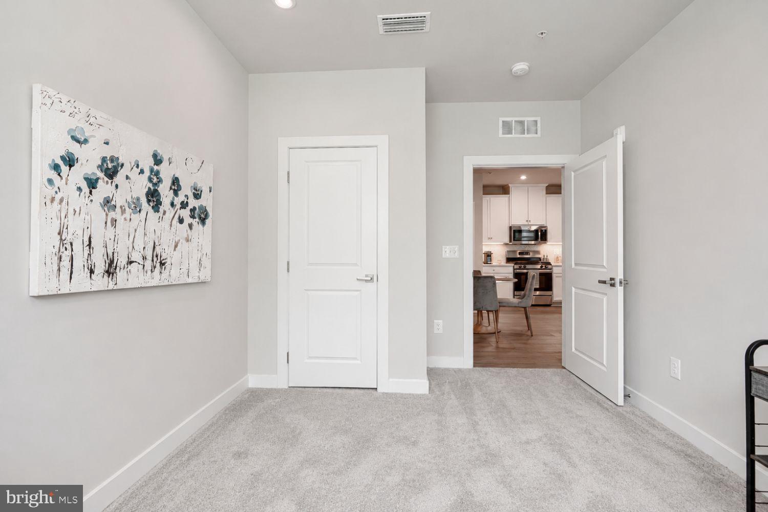 TURF VALLEY - Residential