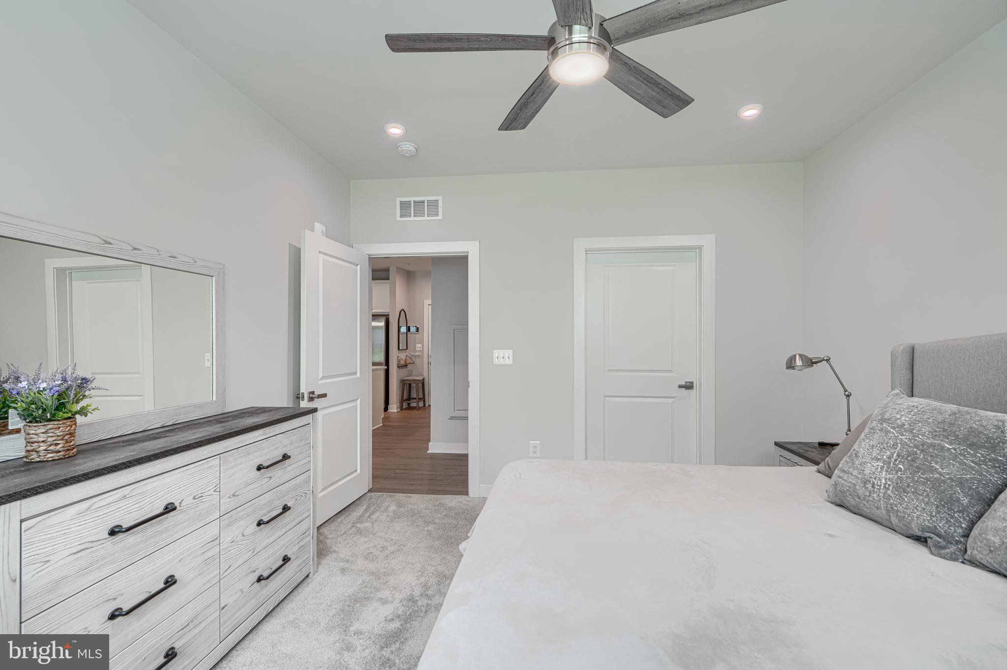 TURF VALLEY - Residential