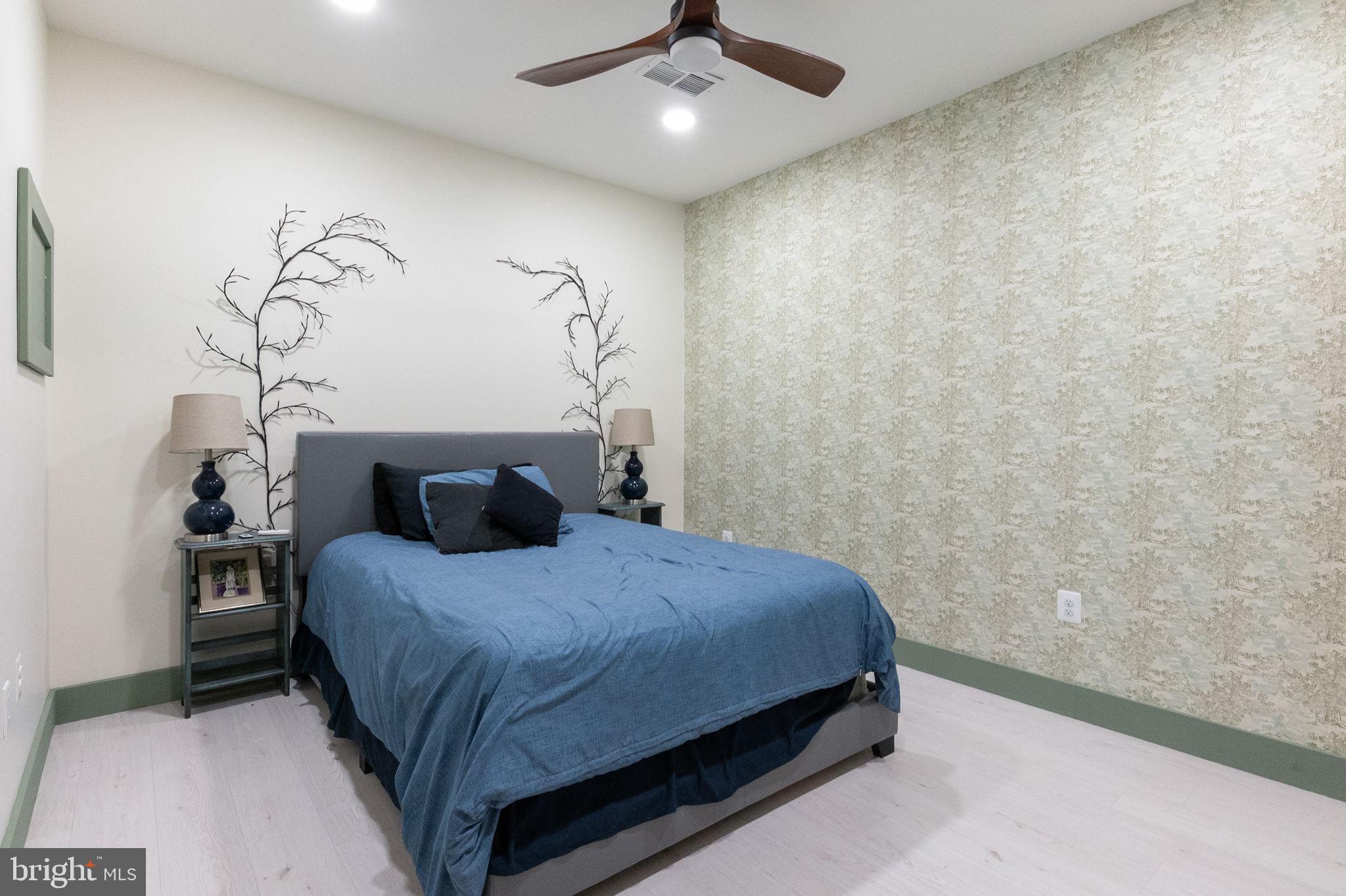 CLEMENTS LANDING - Residential