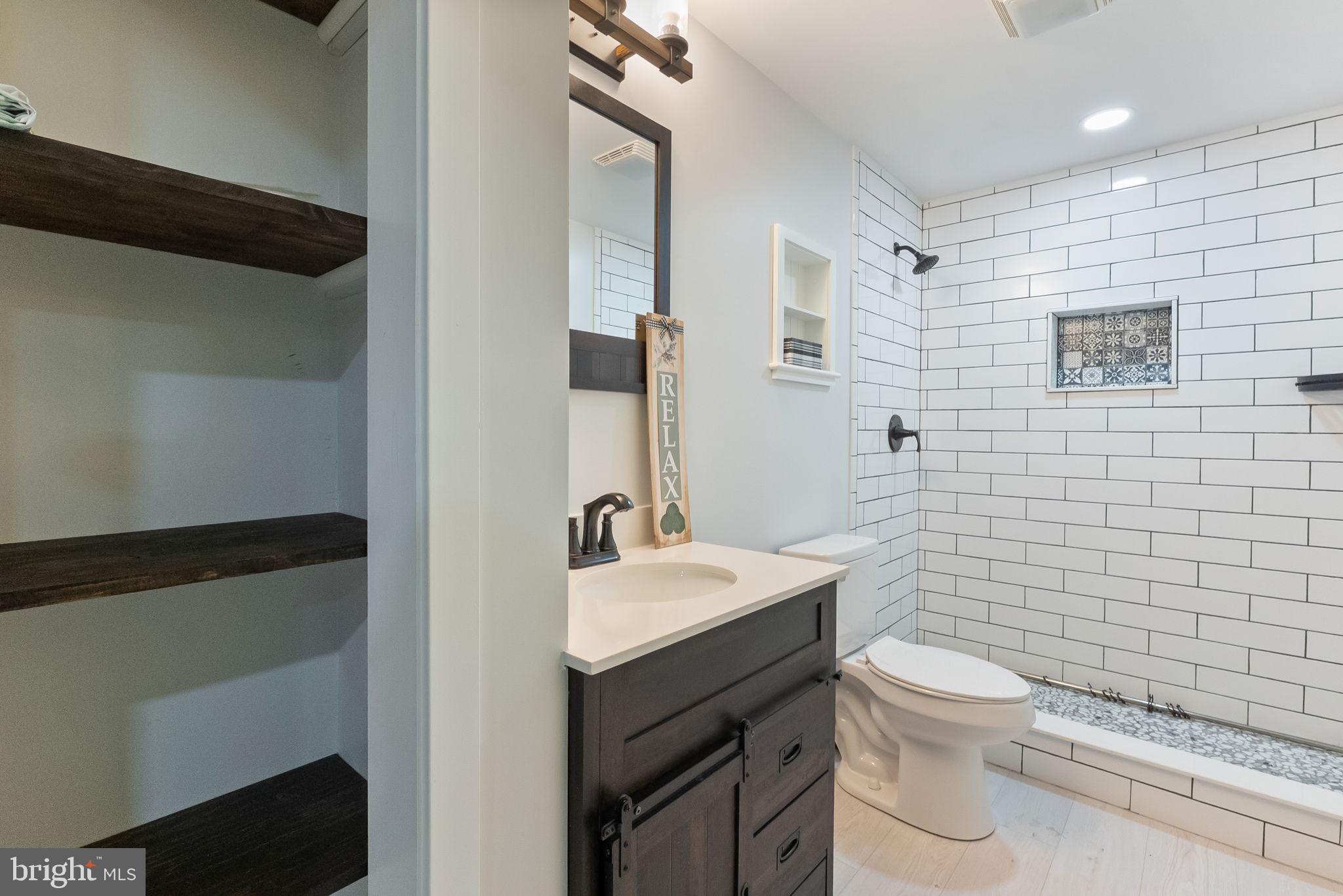 CLEMENTS LANDING - Residential