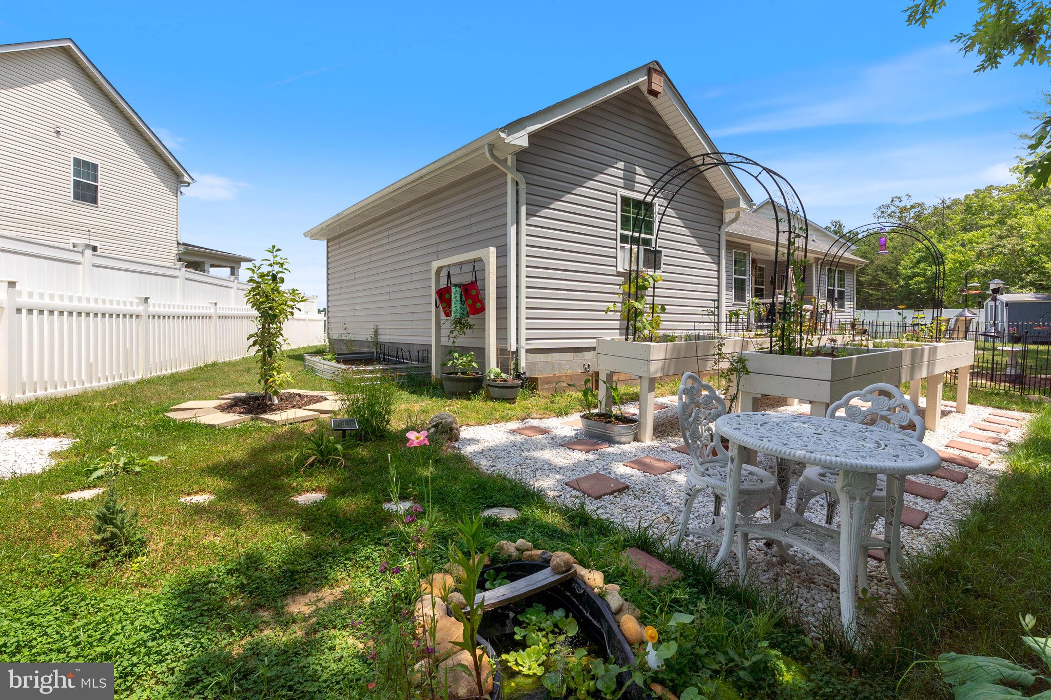 CLEMENTS LANDING - Residential