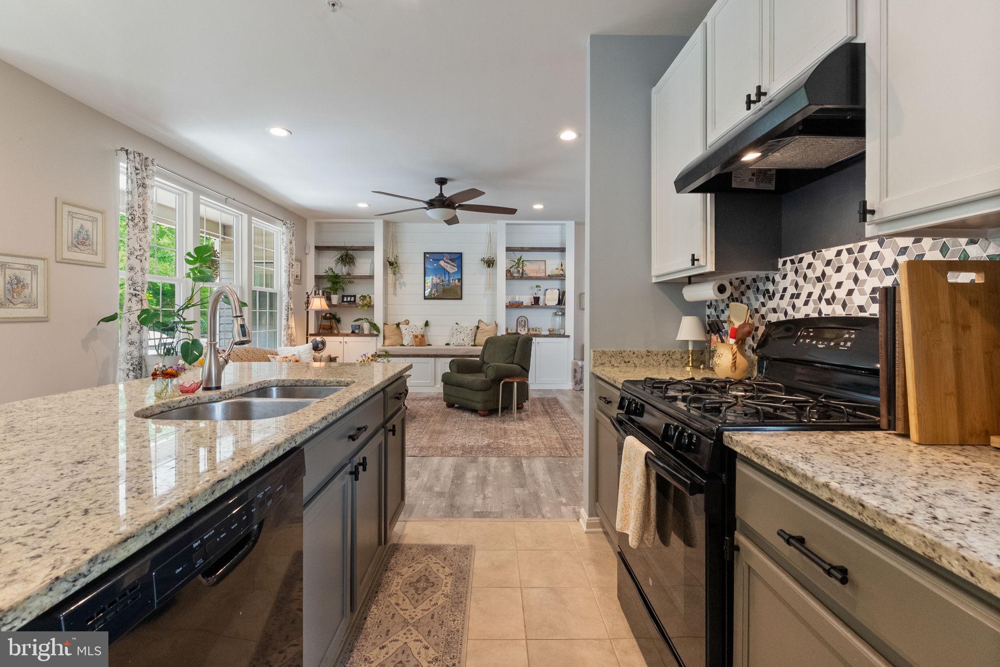 CLEMENTS LANDING - Residential