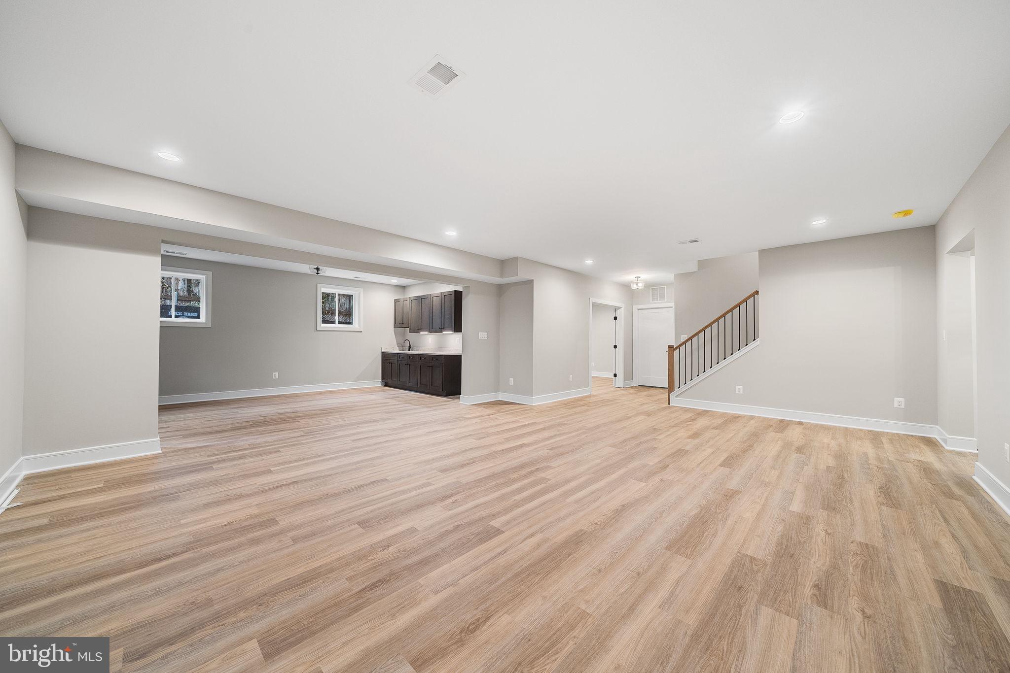 BRILYN PARK - Residential