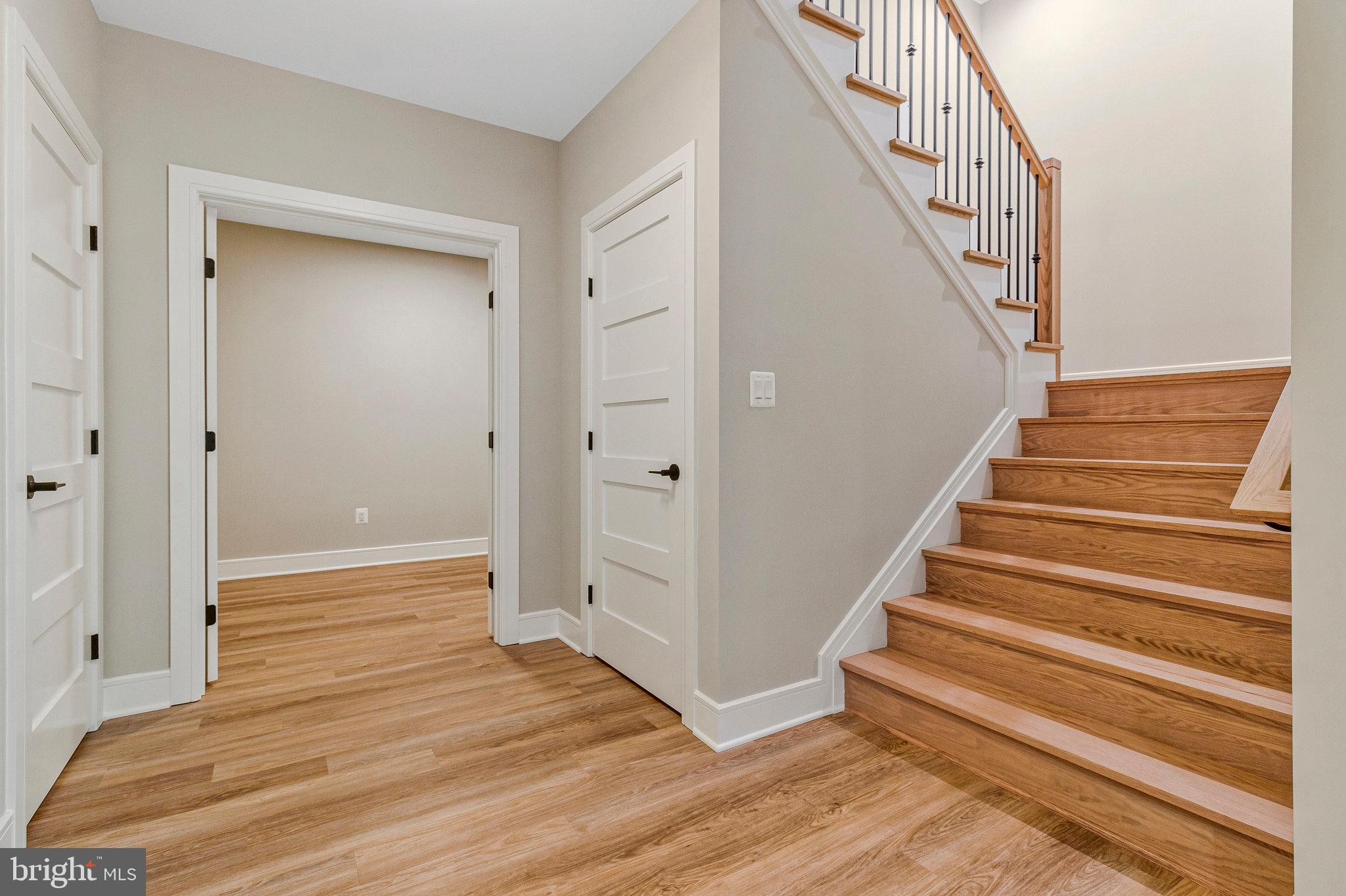 BRILYN PARK - Residential