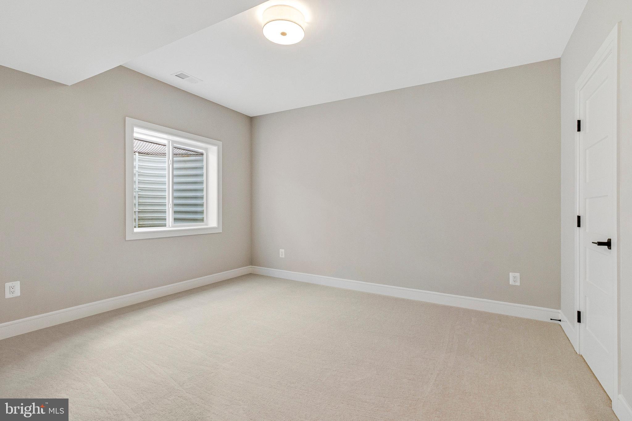 BRILYN PARK - Residential