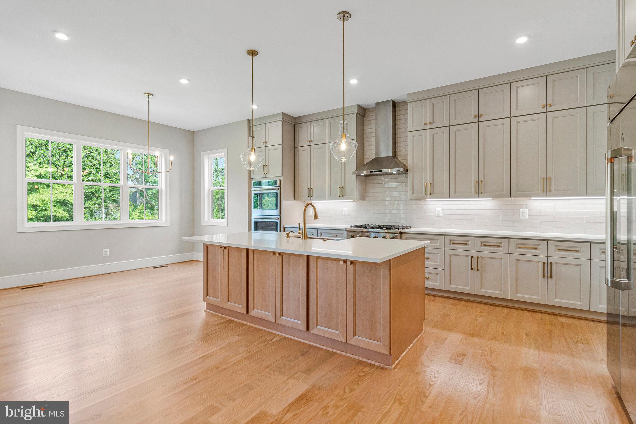 BRILYN PARK - Residential