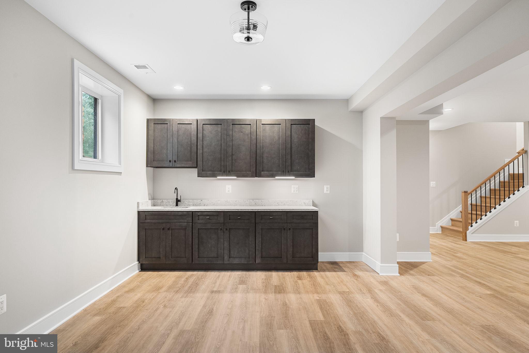 BRILYN PARK - Residential