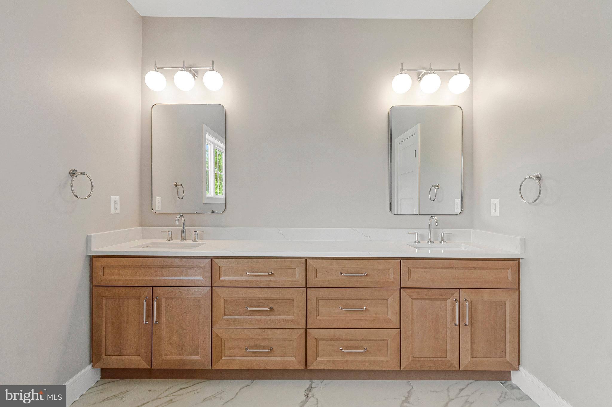 BRILYN PARK - Residential