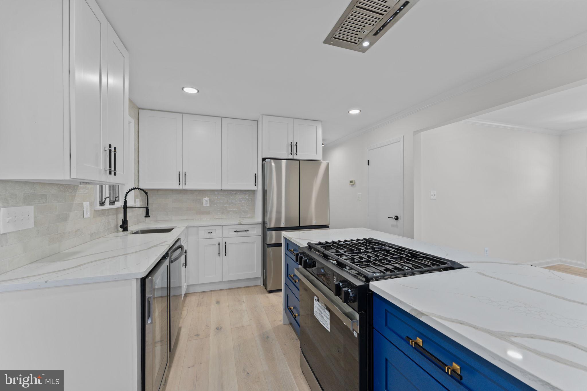 BRADBURY PARK - Residential