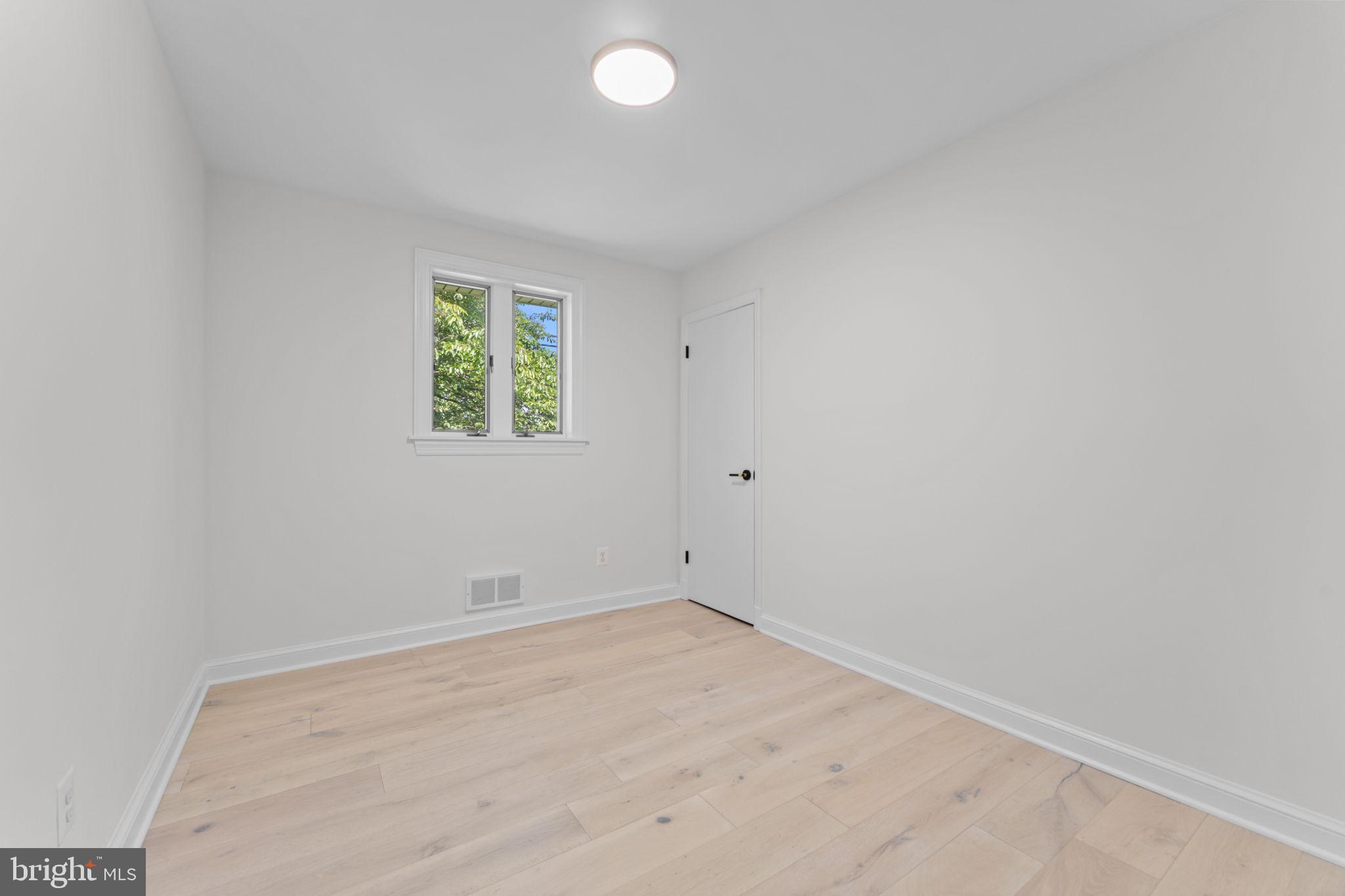 BRADBURY PARK - Residential