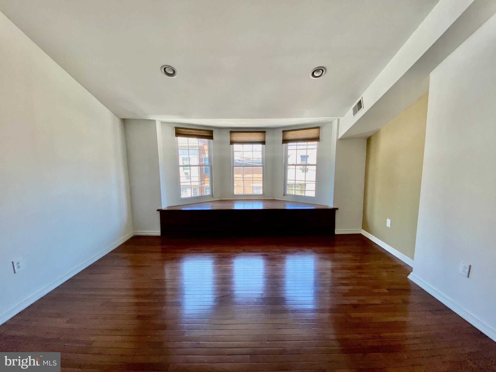 HAWTHORNE - Residential