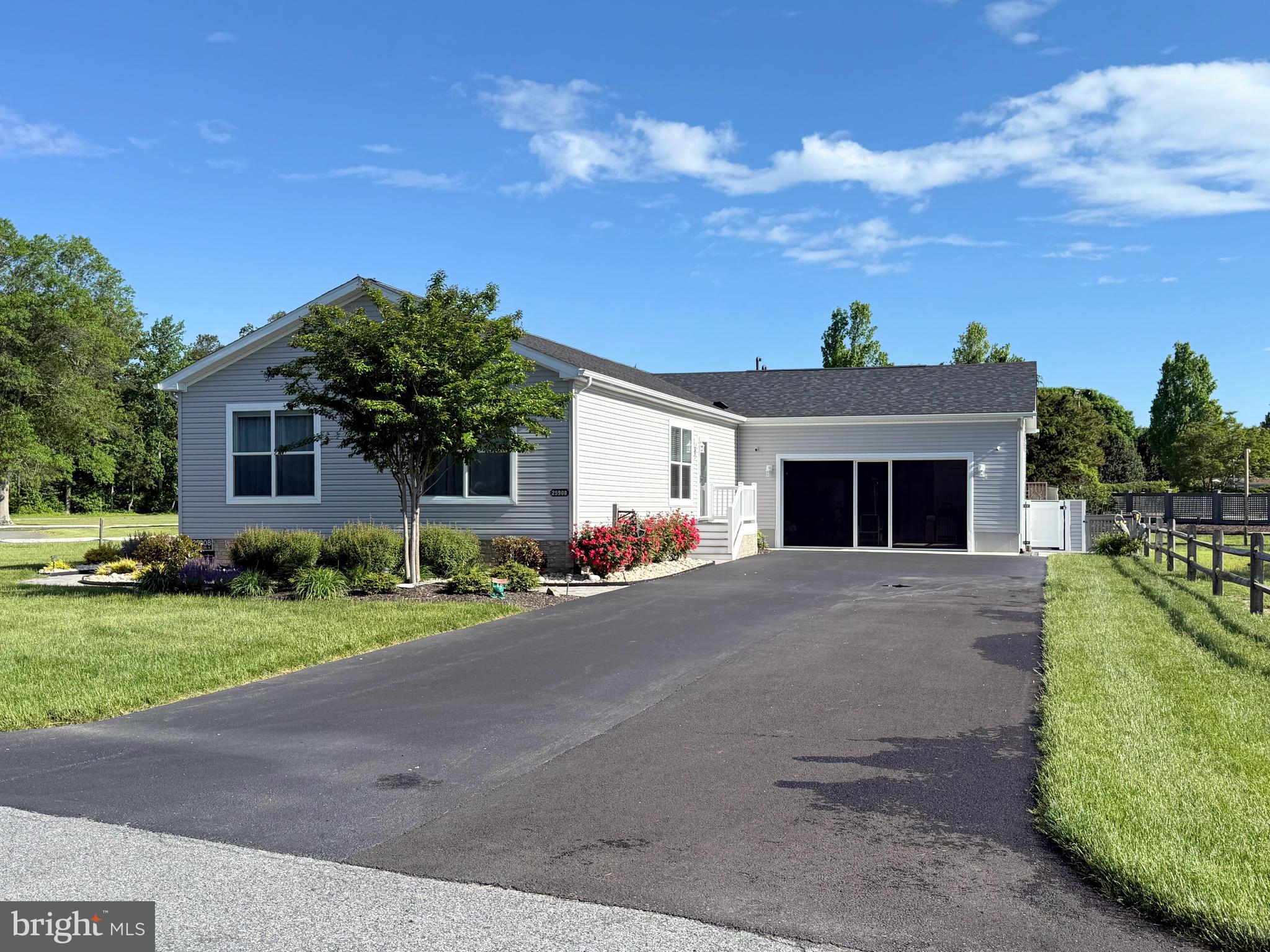 POTNETS CREEKSIDE - Residential