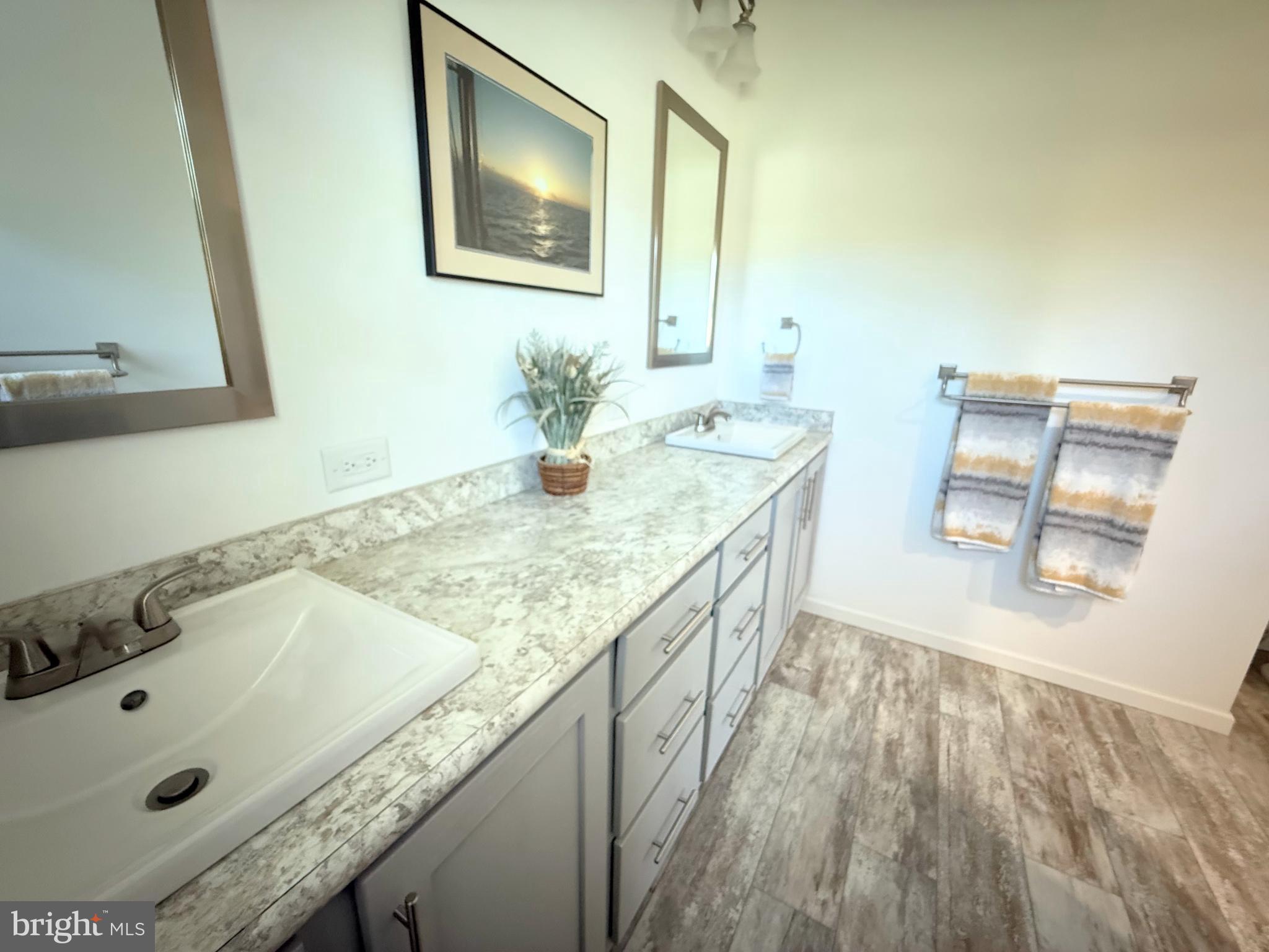 POTNETS CREEKSIDE - Residential