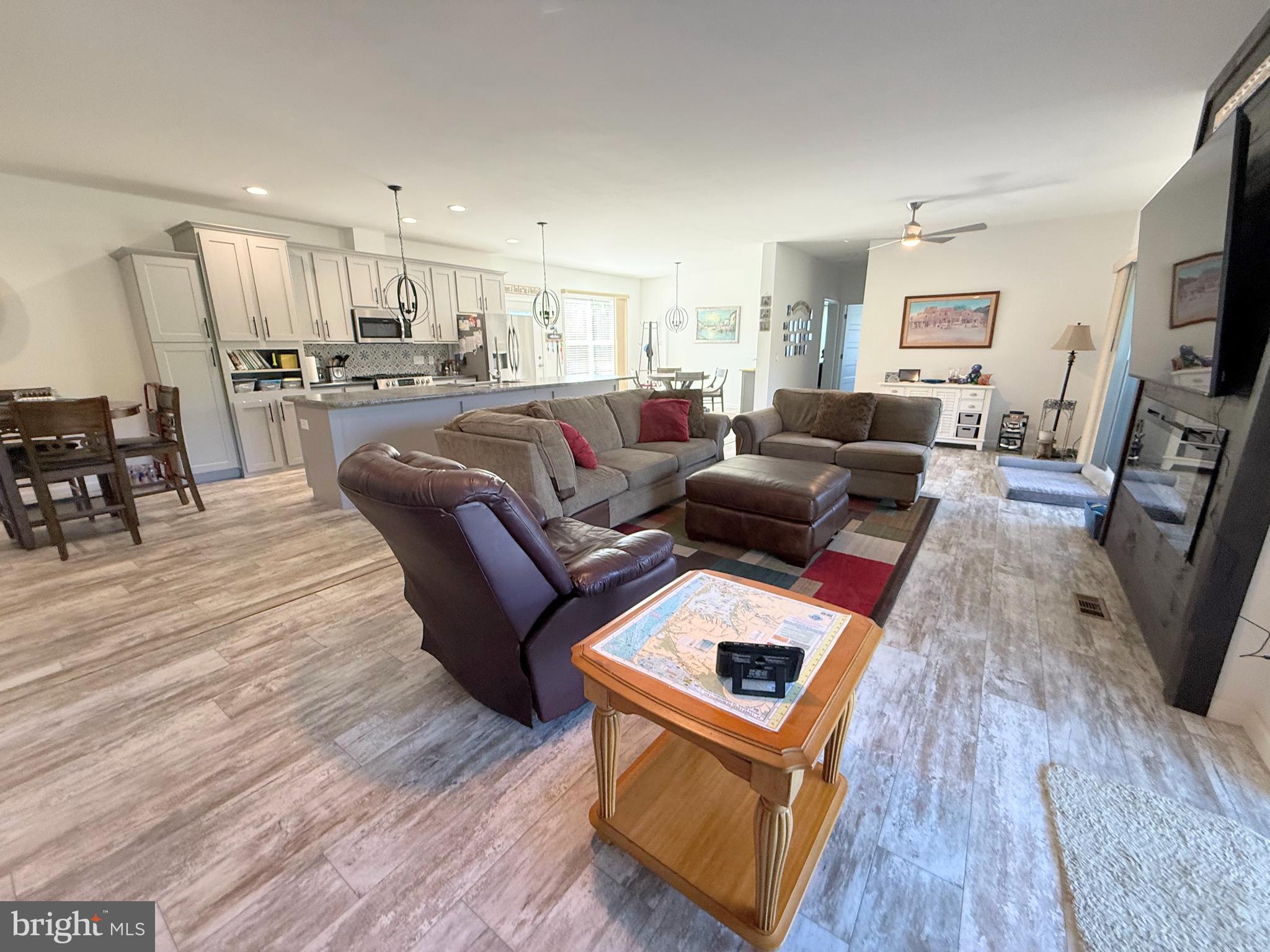 POTNETS CREEKSIDE - Residential