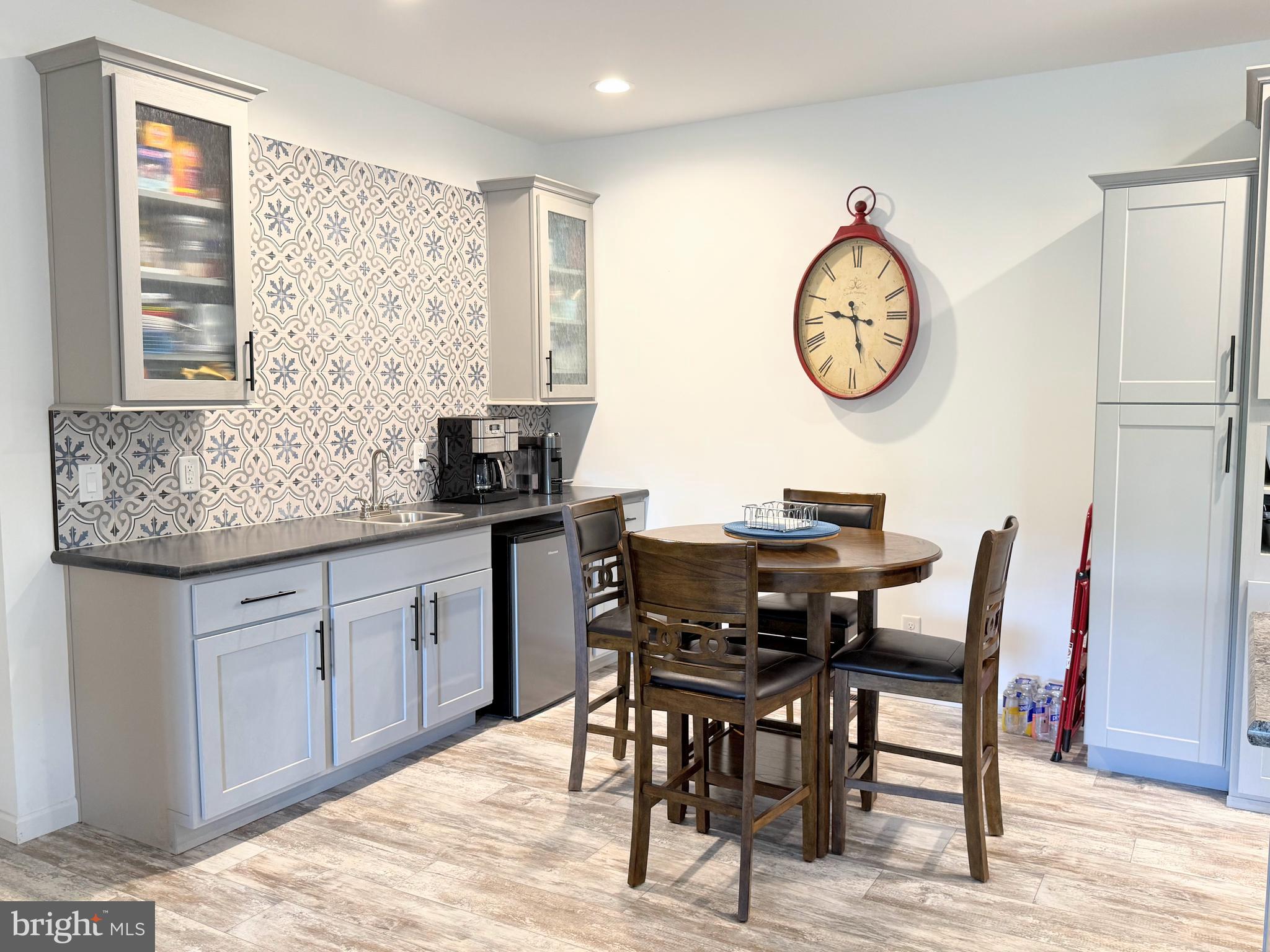 POTNETS CREEKSIDE - Residential