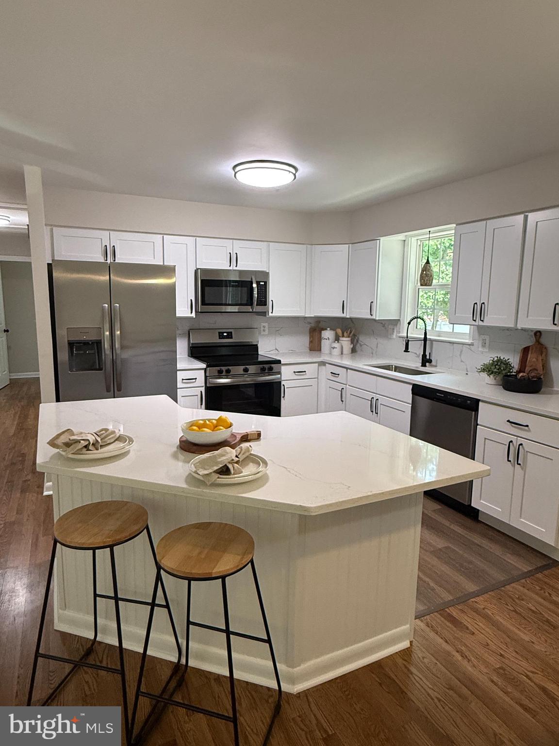WARRINGTON HILLS - Residential