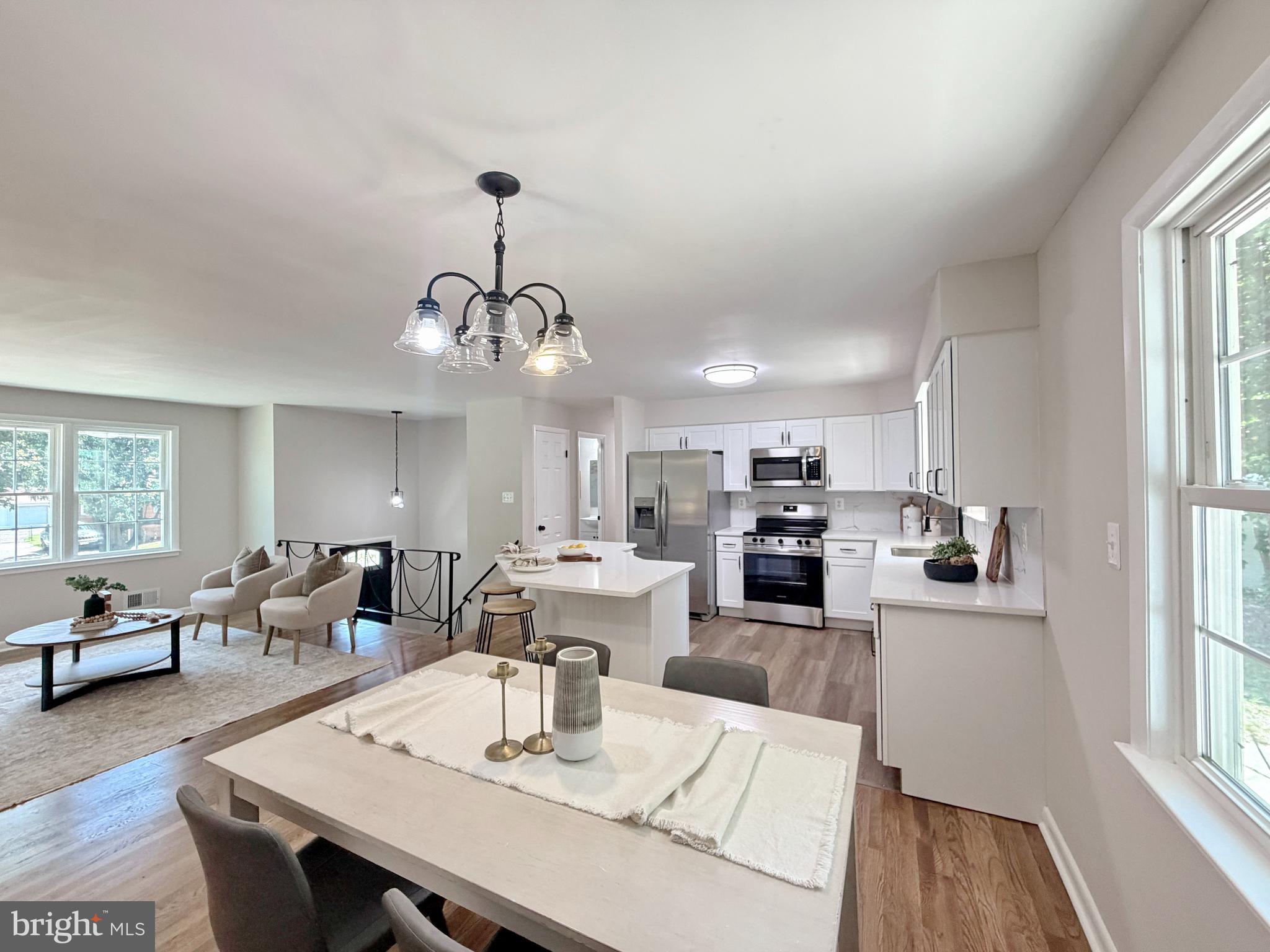 WARRINGTON HILLS - Residential