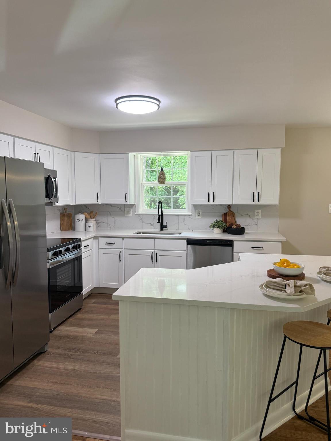 WARRINGTON HILLS - Residential