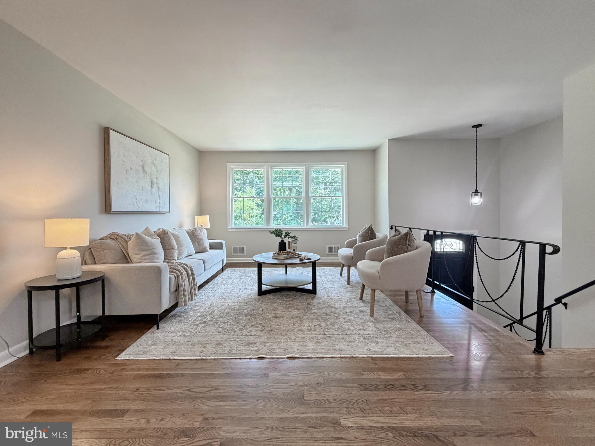 WARRINGTON HILLS - Residential