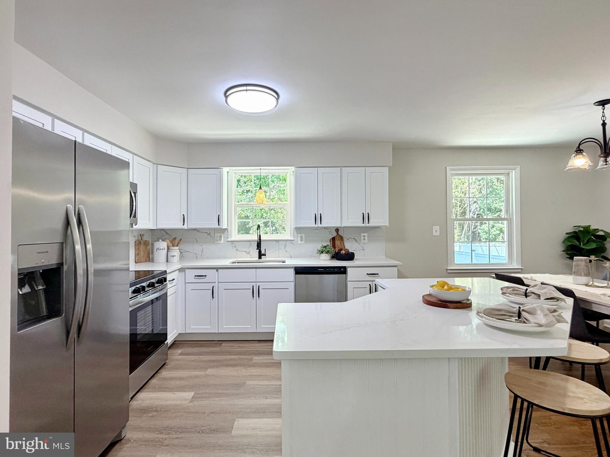 WARRINGTON HILLS - Residential