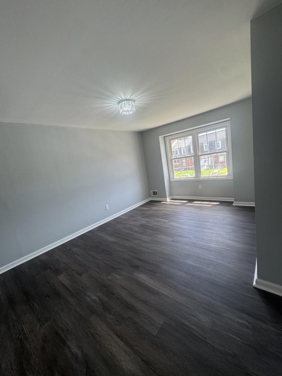 HOLLAND HILL - Residential