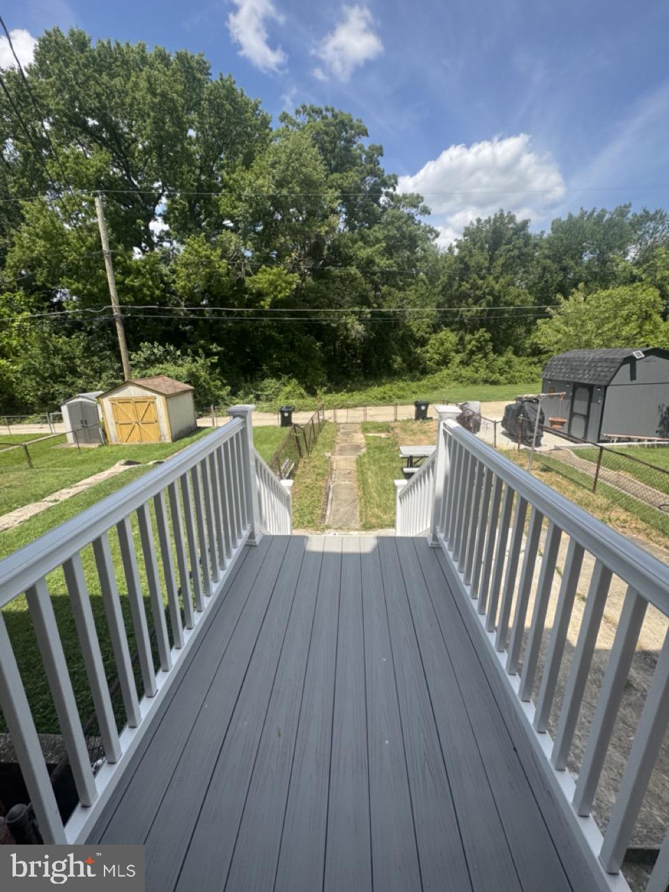 HOLLAND HILL - Residential