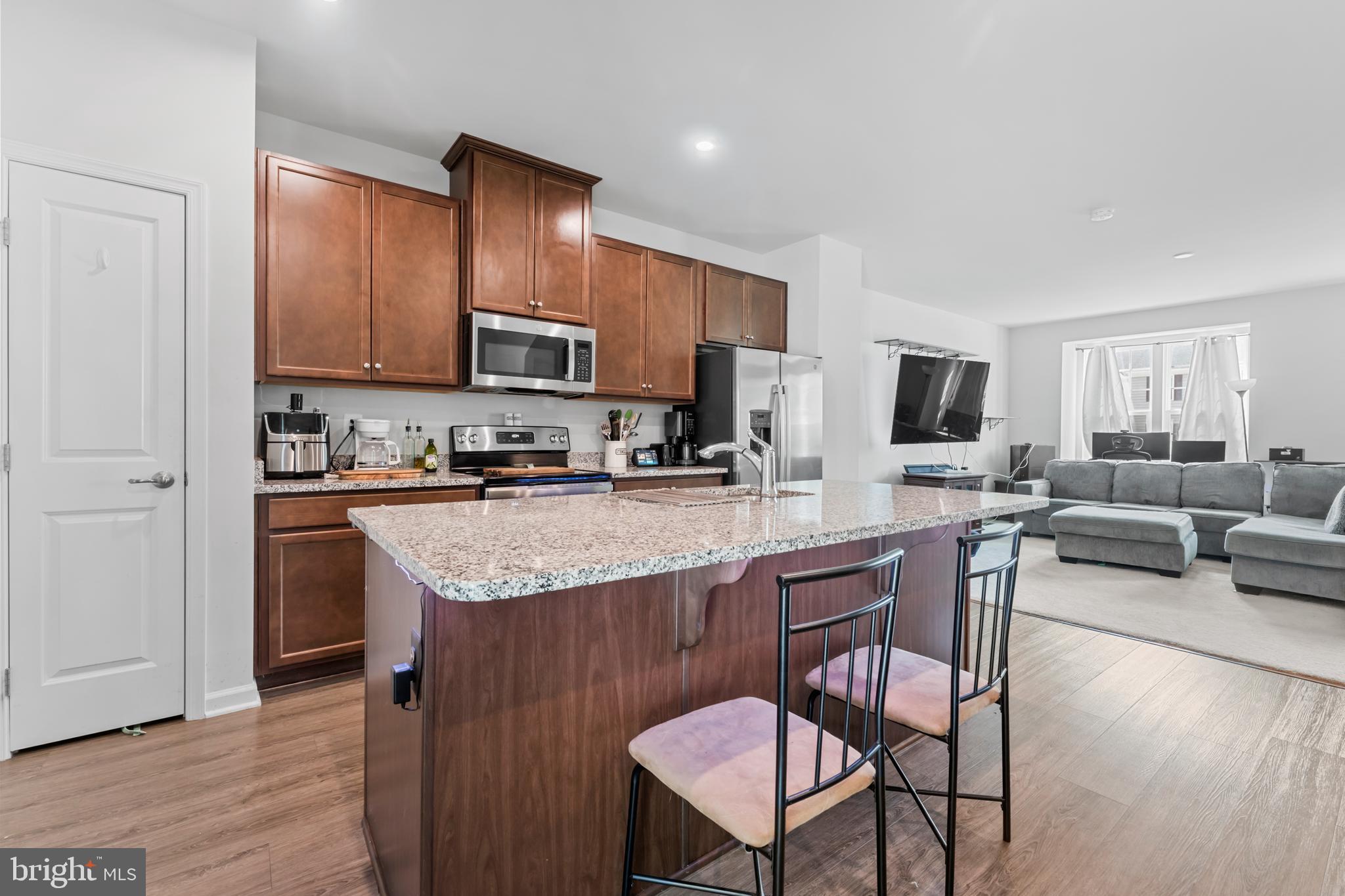 WILDERNESS SHORES - Residential