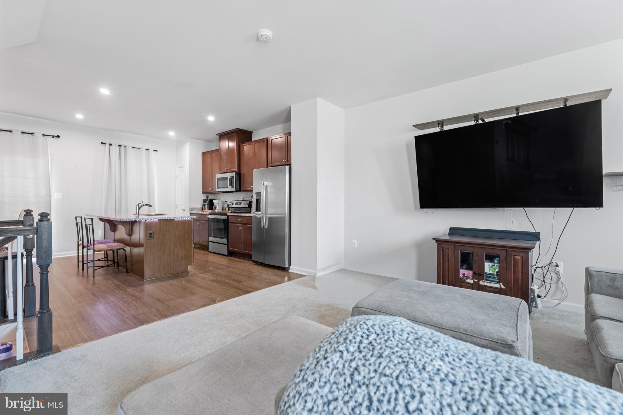 WILDERNESS SHORES - Residential