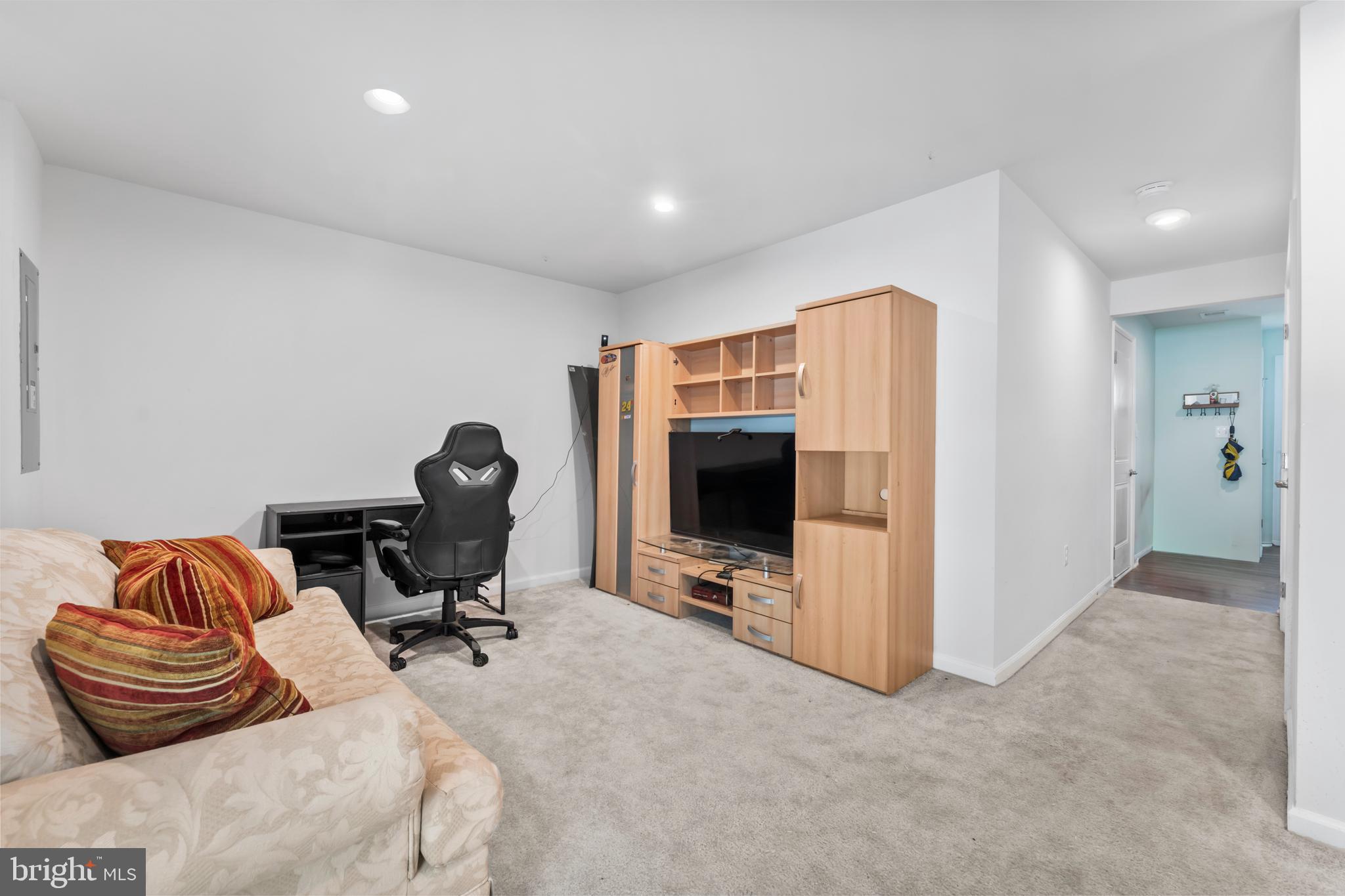 WILDERNESS SHORES - Residential